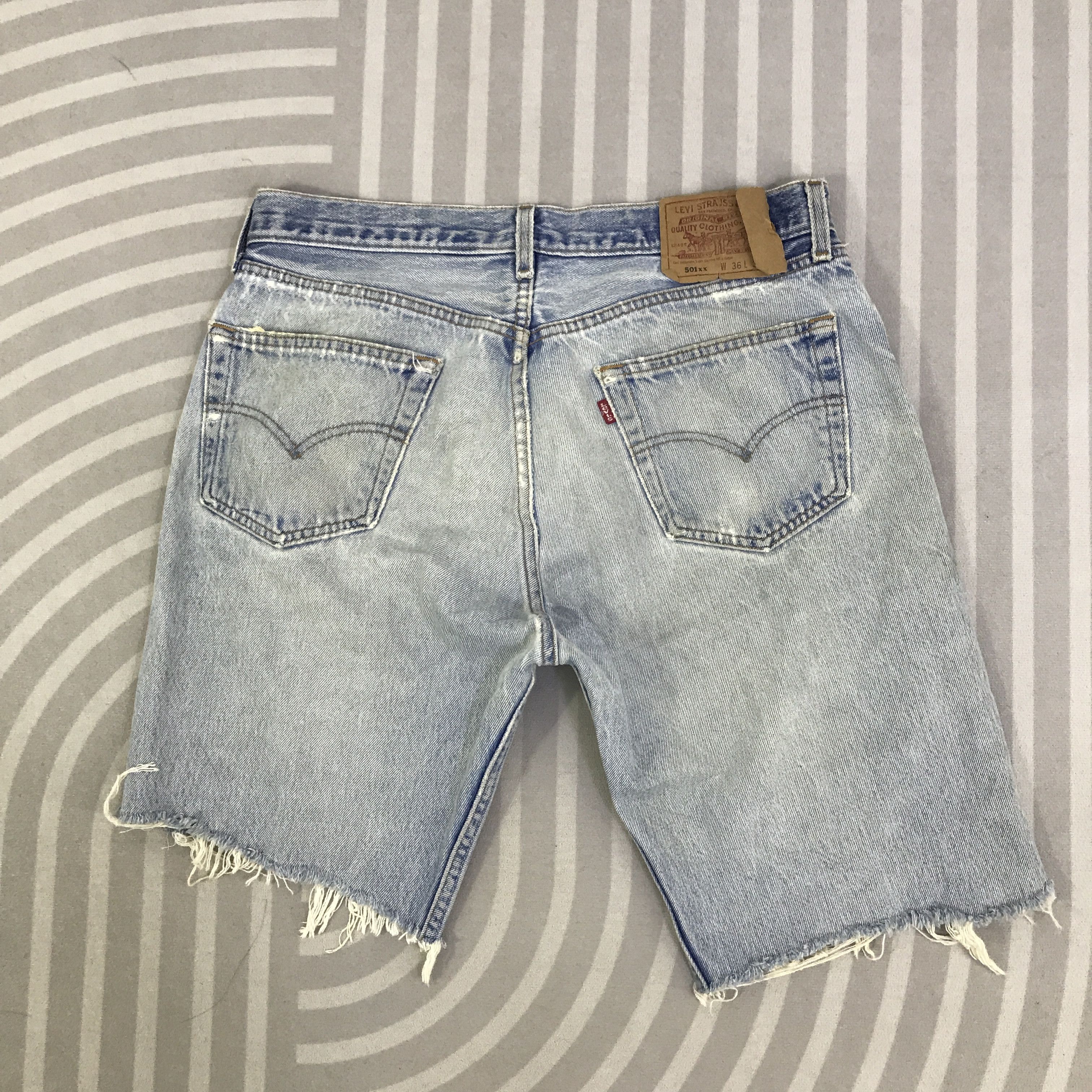 Levi's Vintage Clothing Vintage Levis 501 Distressed Short pants Jeans K130B9 Size US 32 / EU 48 - 3 Thumbnail