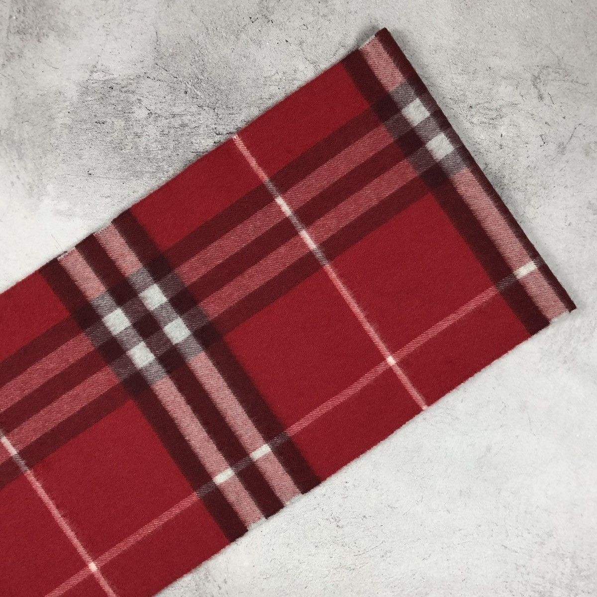 Burberry Burberry Cashmere Scarf Red Nova Check Size ONE SIZE - 4 Thumbnail