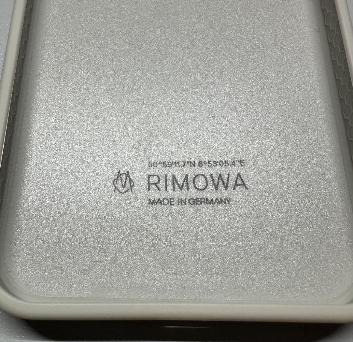 Rimowa Iphone 16 Pro Max Case in Gray, Men's — image 3 of 4