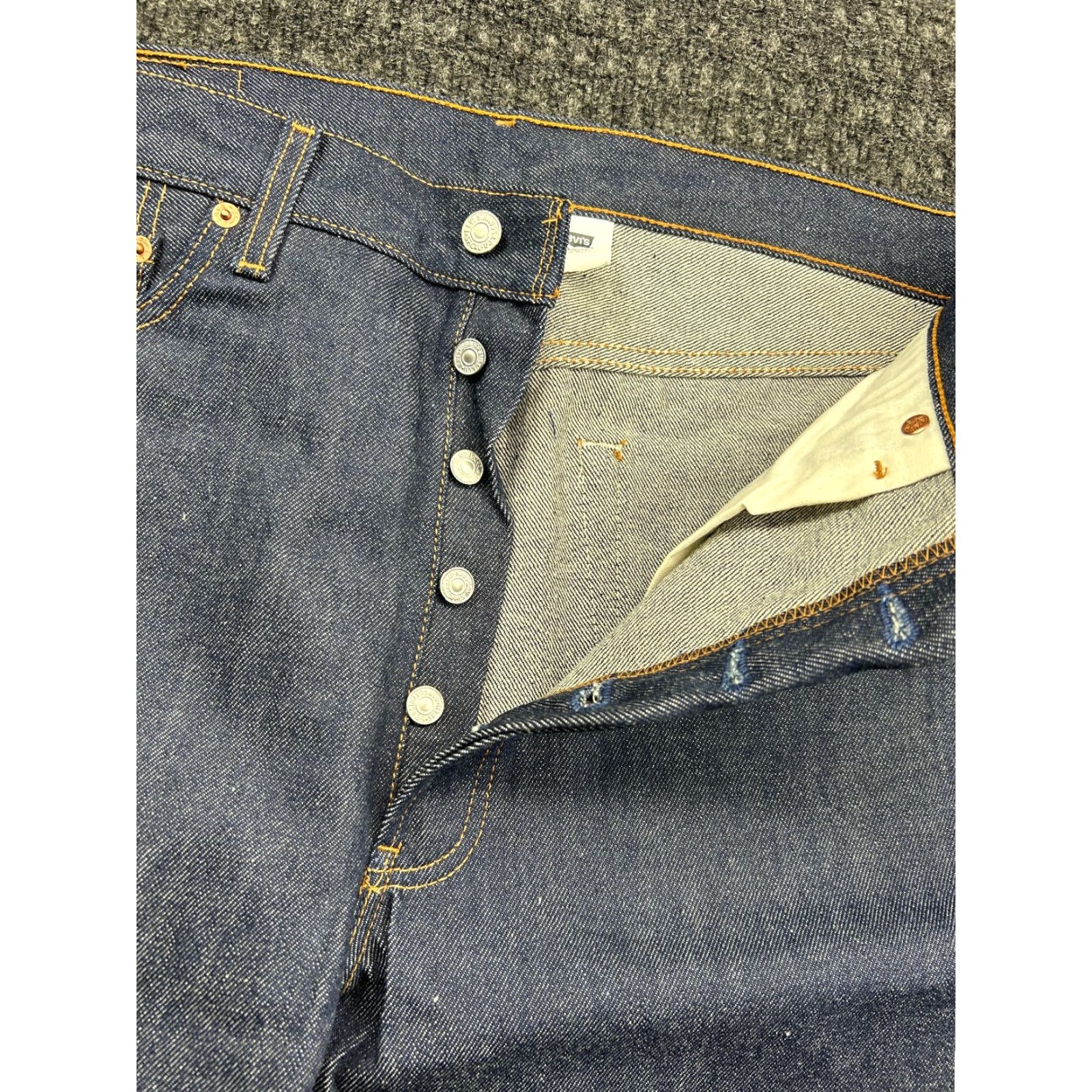 Levi's VINTAGE Levi's 501XX Jeans Mens 35 x 38 Denim Blue Dark Wash Raw Rigid NEW 5-Pocket USA 501 Shrink-To-Fit Straight Leg Mens Jeans Size US 35 - 7 Thumbnail