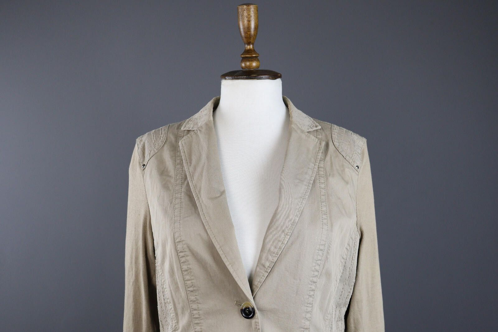 Designer Marc Cain Ivory Tedo 2 Pockets Casual Blazer Jacket Size 4 Size S / US 4 / IT 40 - 2 Thumbnail