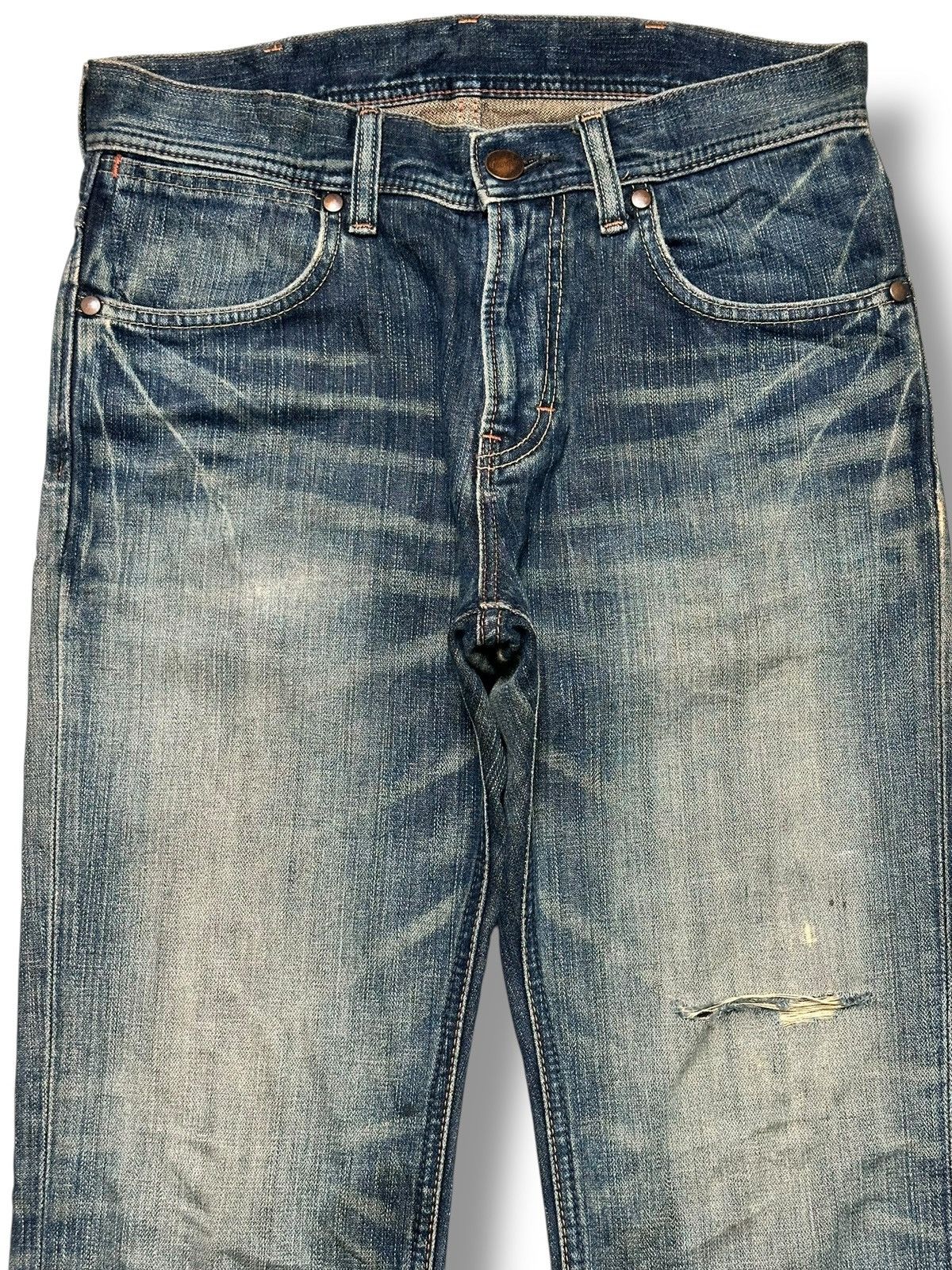 Wrangler Wrangler Vintage Rare Drop Design With Flare and Faded Wash Size US 31 - 2 Thumbnail
