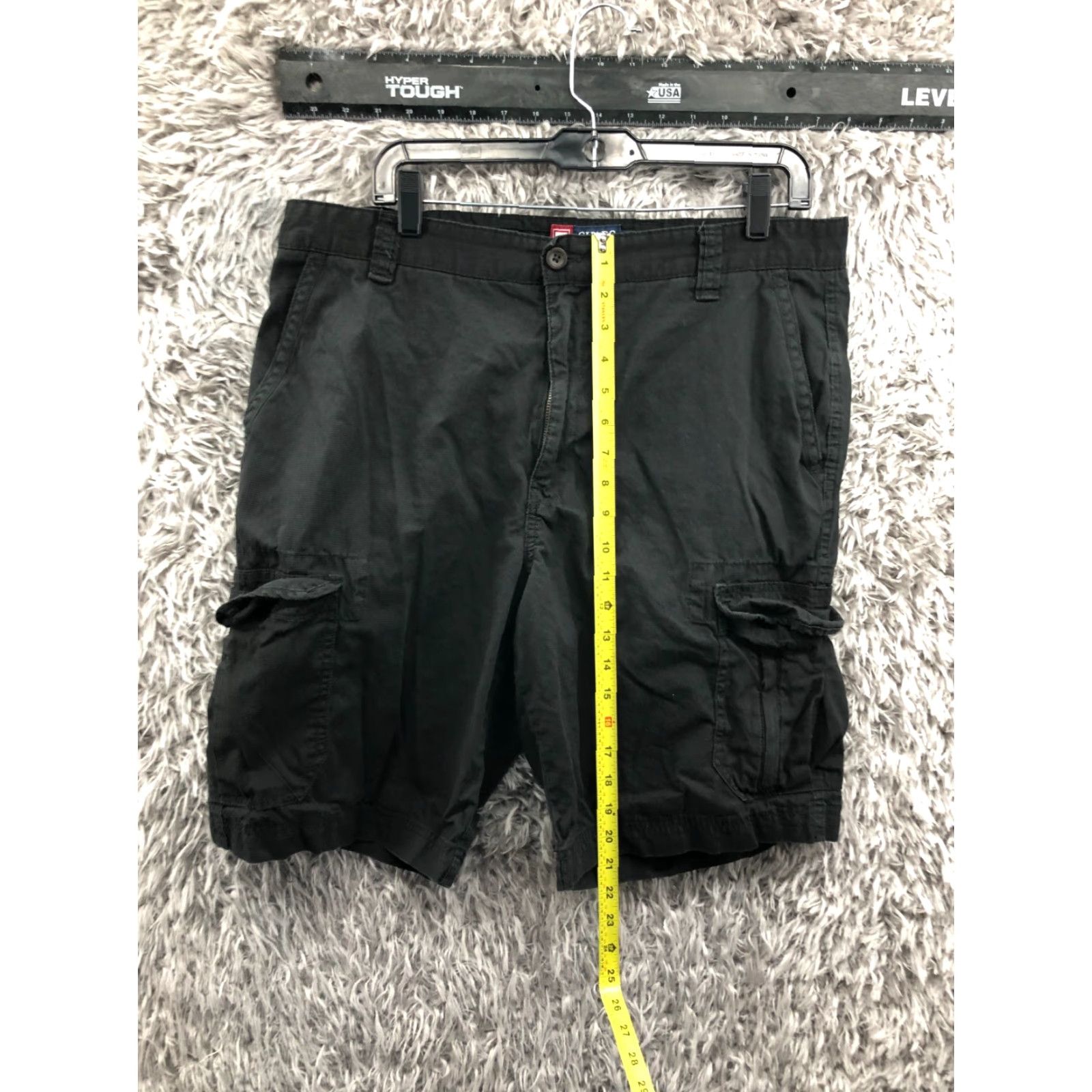 Chaps Chaps Cargo Shorts Mens 36 Mid Cargo Shorts Black Dark Wash 5-Pocket Regular Cotton Blend Belt Loops Logo Front Flat Front Zip Vintage No N/A? Size US 36 / EU 52 - 3 Thumbnail