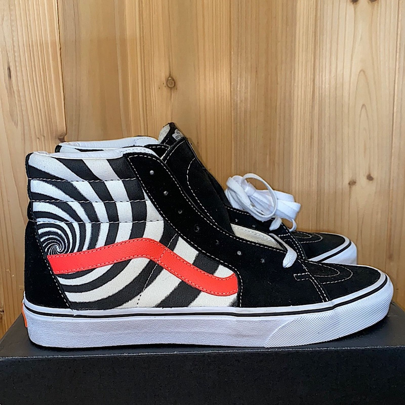 Vans Vans Sk8-Hi swirl Size US 9.5 / EU 42-43 - 3 Thumbnail