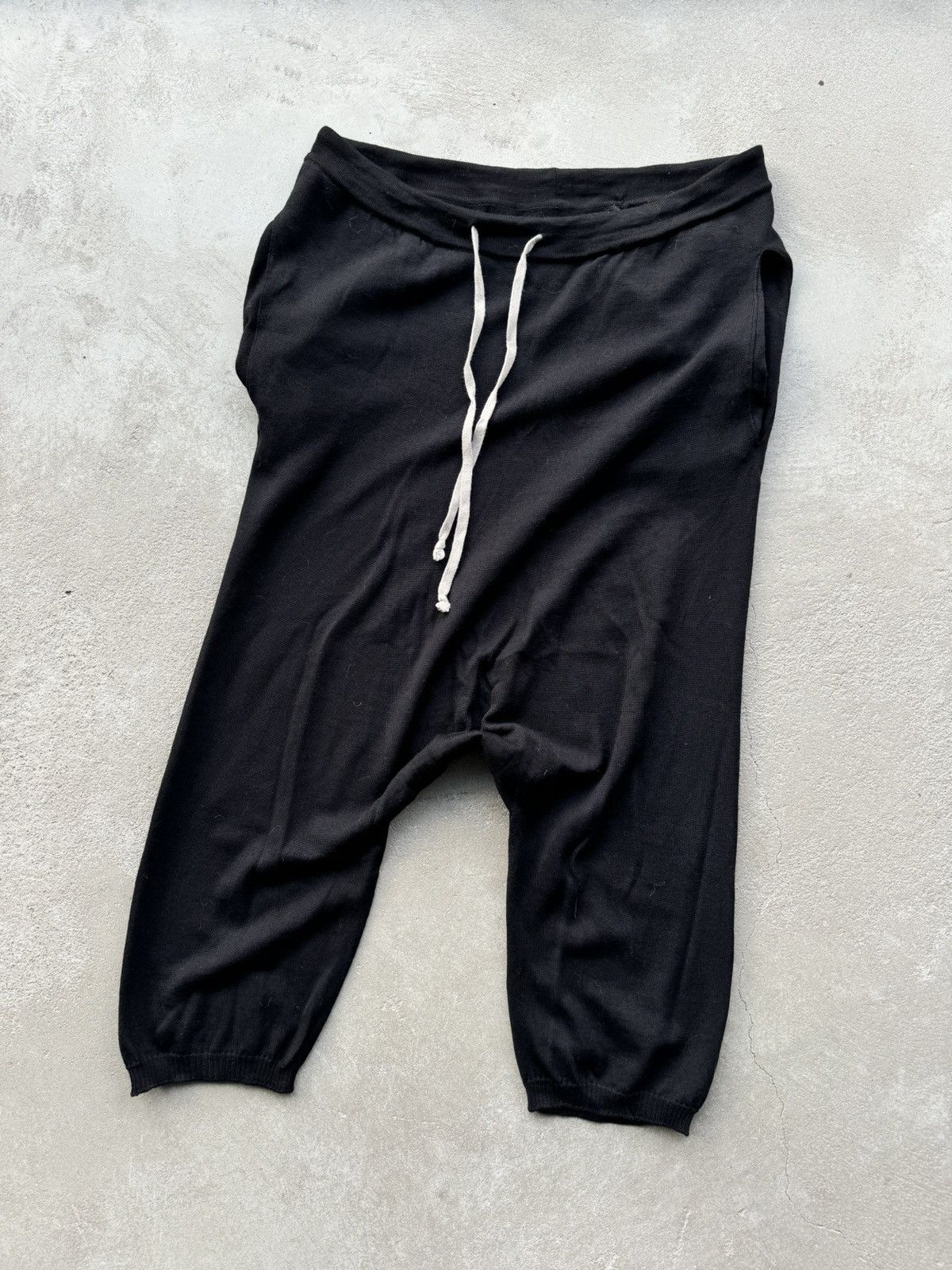 image of Rick Owens Fw18 Dirt Wool Cropped Pants in Black, Men's (Size 32)
