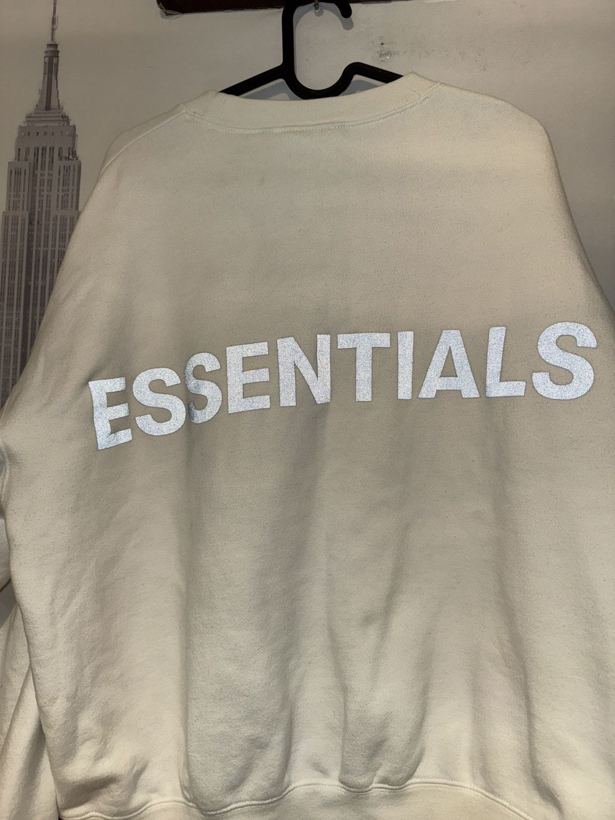 Fear of God FW19 Fear of God Essentials 3M Graphic Crewneck White SZ S🔥 Size US S / EU 44-46 / 1 - 2 Thumbnail