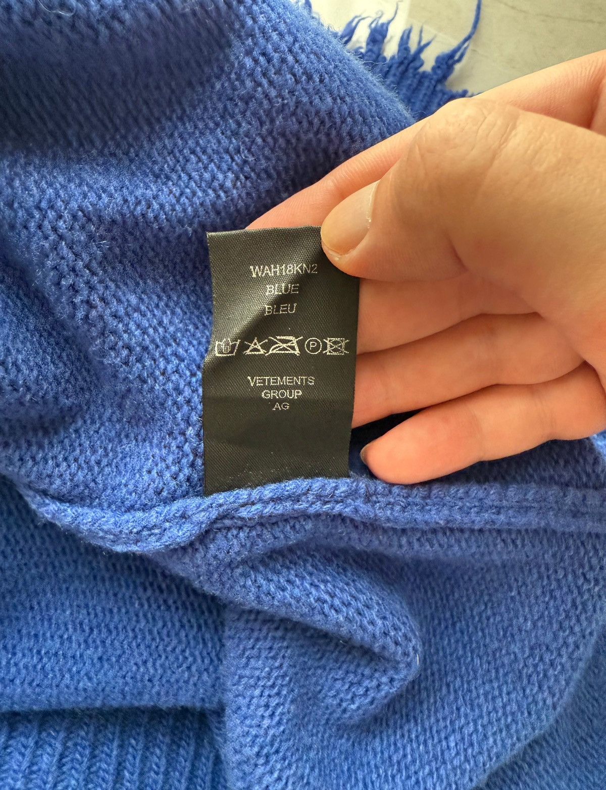 Vetements Vetements AW17 Europe Knit Turtleneck Sz. S Size US S / EU 44-46 / 1 - 8 Thumbnail