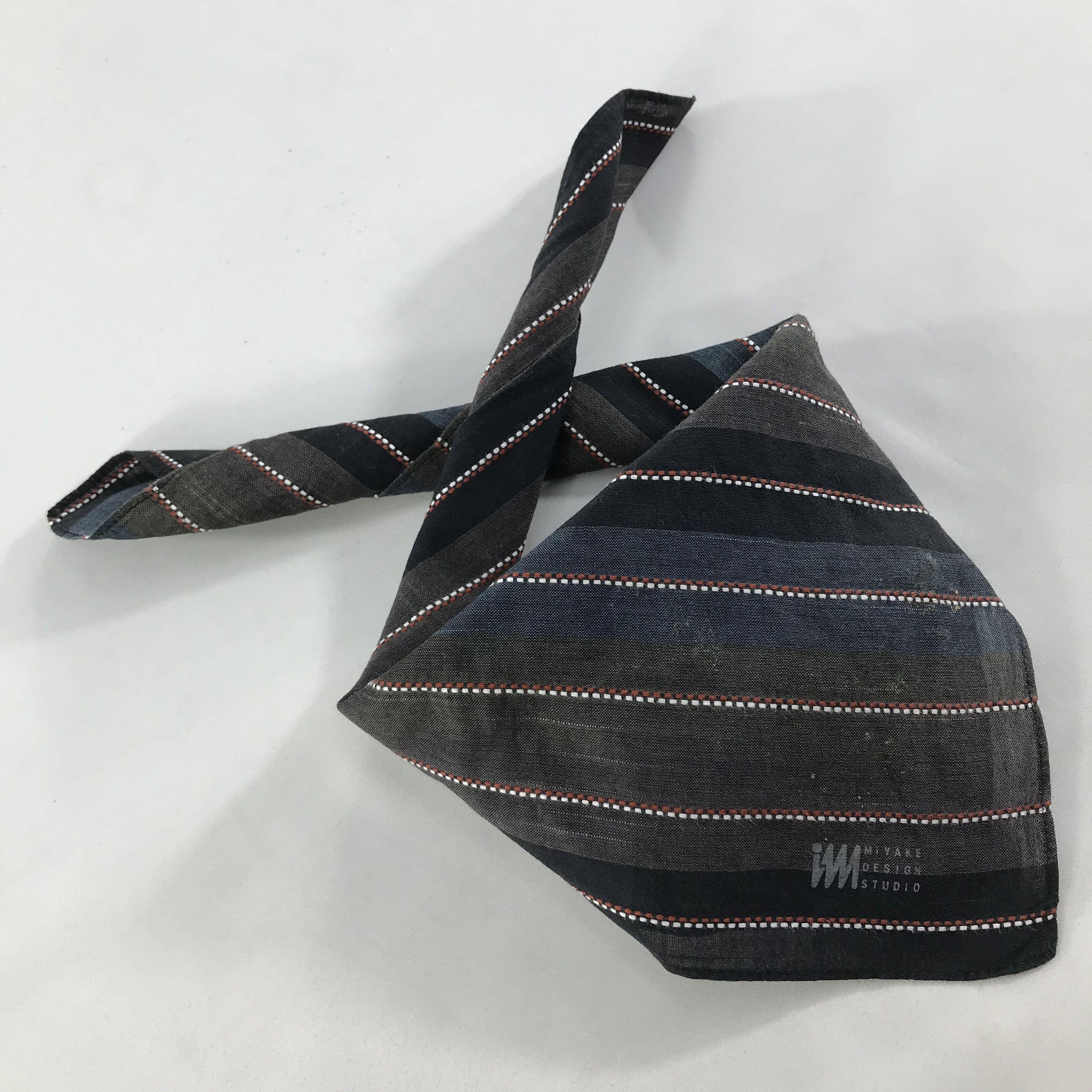 Issey Miyake × Vintage Issey Miyake Bandana / Handkerchief / Neckerchief - S1759 Size ONE SIZE - 4 Thumbnail