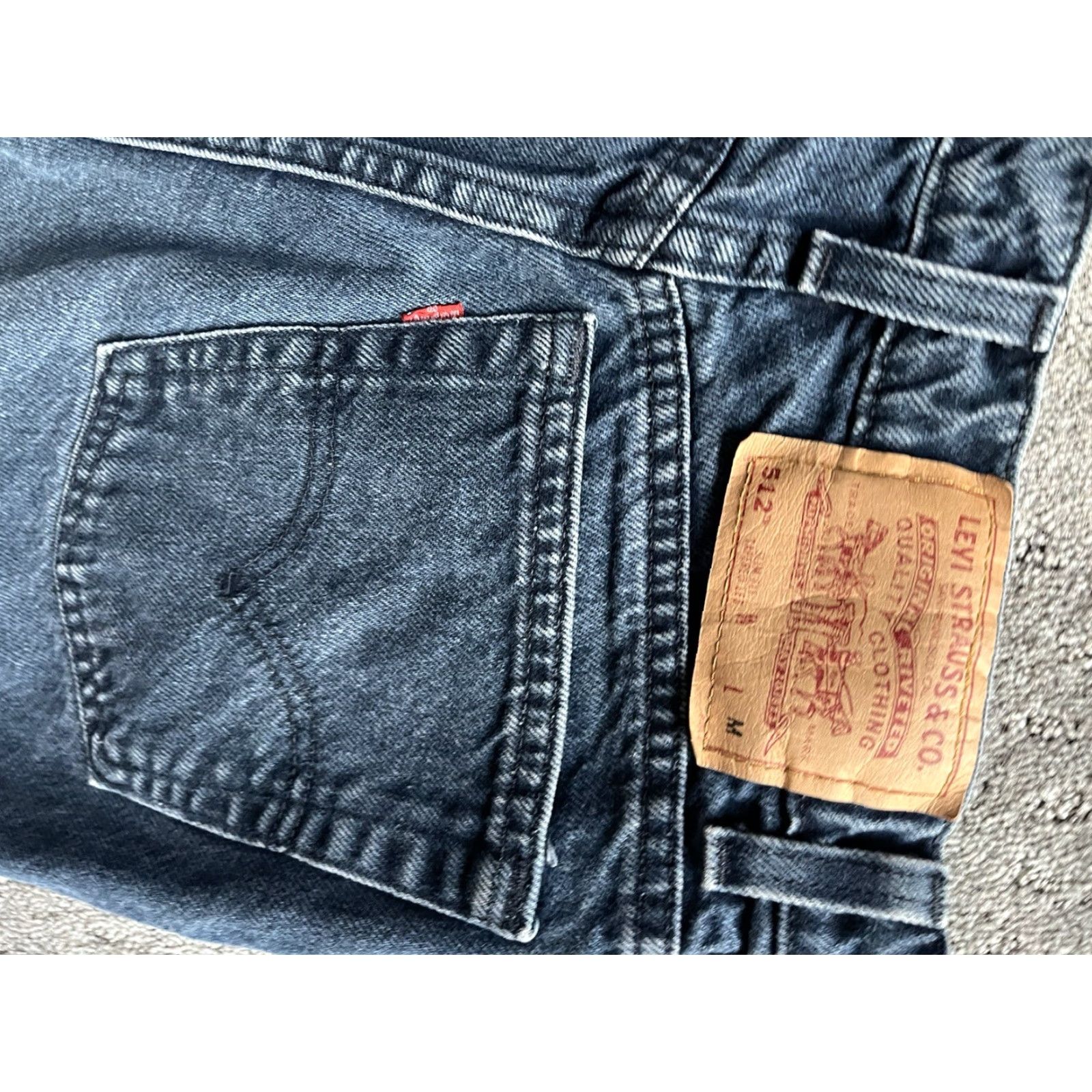 Levi's VINTAGE Levi's 512 Mom Jeans Slim Fit Tapered Leg Women Size 11 Blue Denim 90s Classic Size 32" / US 10 / IT 46 - 5 Thumbnail