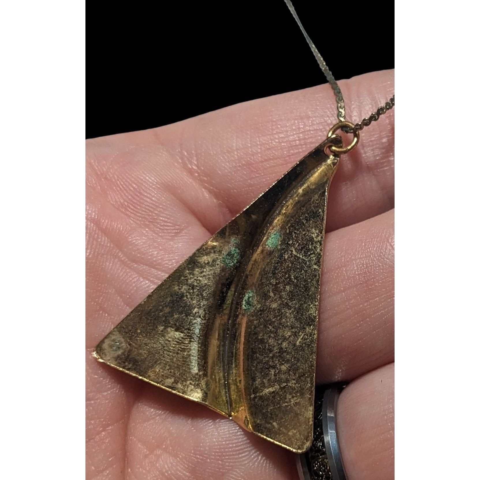 Other Gold Glitter Triangle Pendant Necklace Size ONE SIZE - 5 Thumbnail