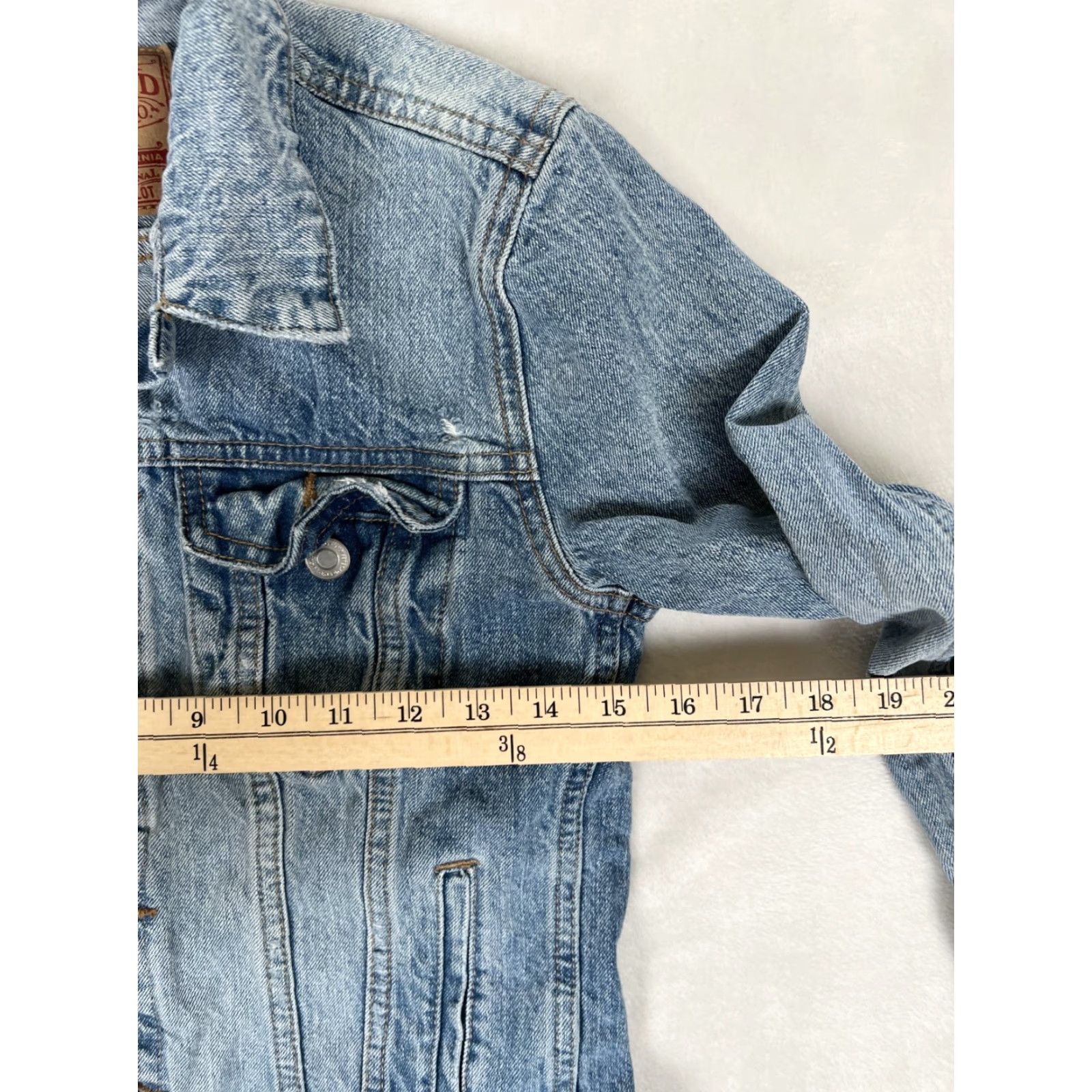 Lucky Brand Lucky Brand Tomboy Trucker Denim Jacket Women's XS Distressed 90s Classic Size XS / US 0-2 / IT 36-38 - 6 Thumbnail