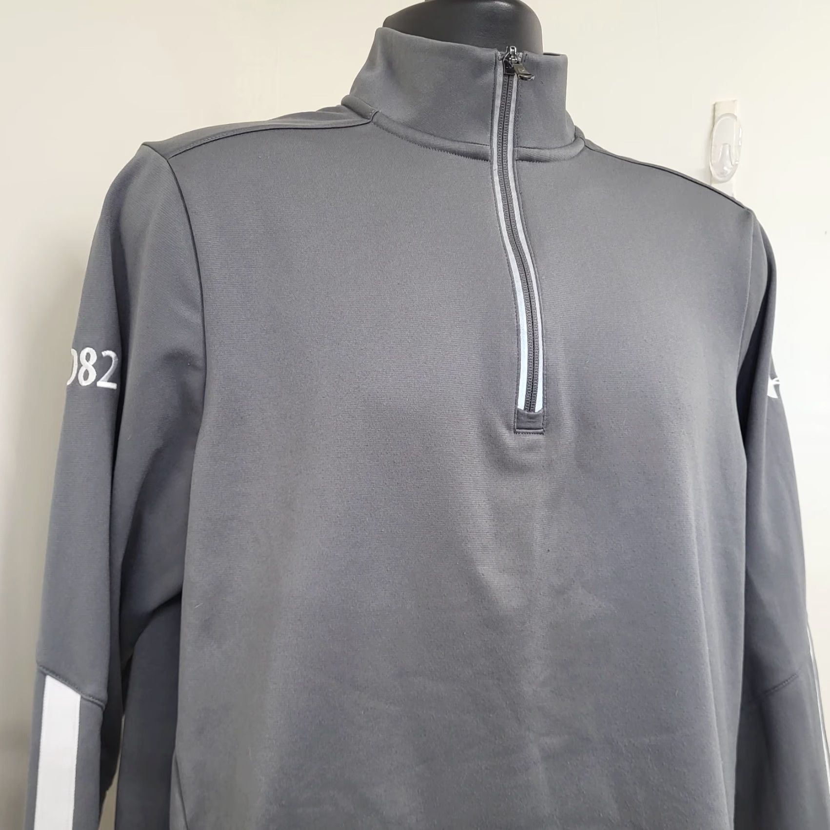 Under Armour Under Armour Shirt Mens Medium 1/4 Zip Fitted Long Sleeve Pullover Athletic Gray Size US M / EU 48-50 / 2 - 4 Thumbnail