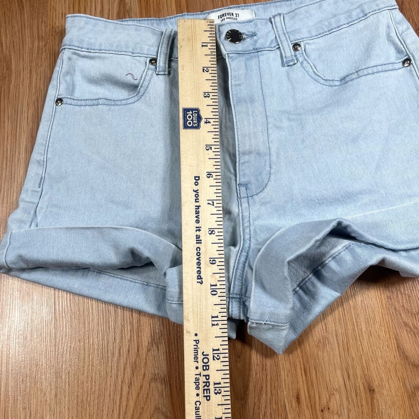 Forever 21 FOREVER 21 Shorts Womens Size 24 Blue Denim Jeans Flat Front Pockets Stretch Size 42" / US 20 - 7 Thumbnail