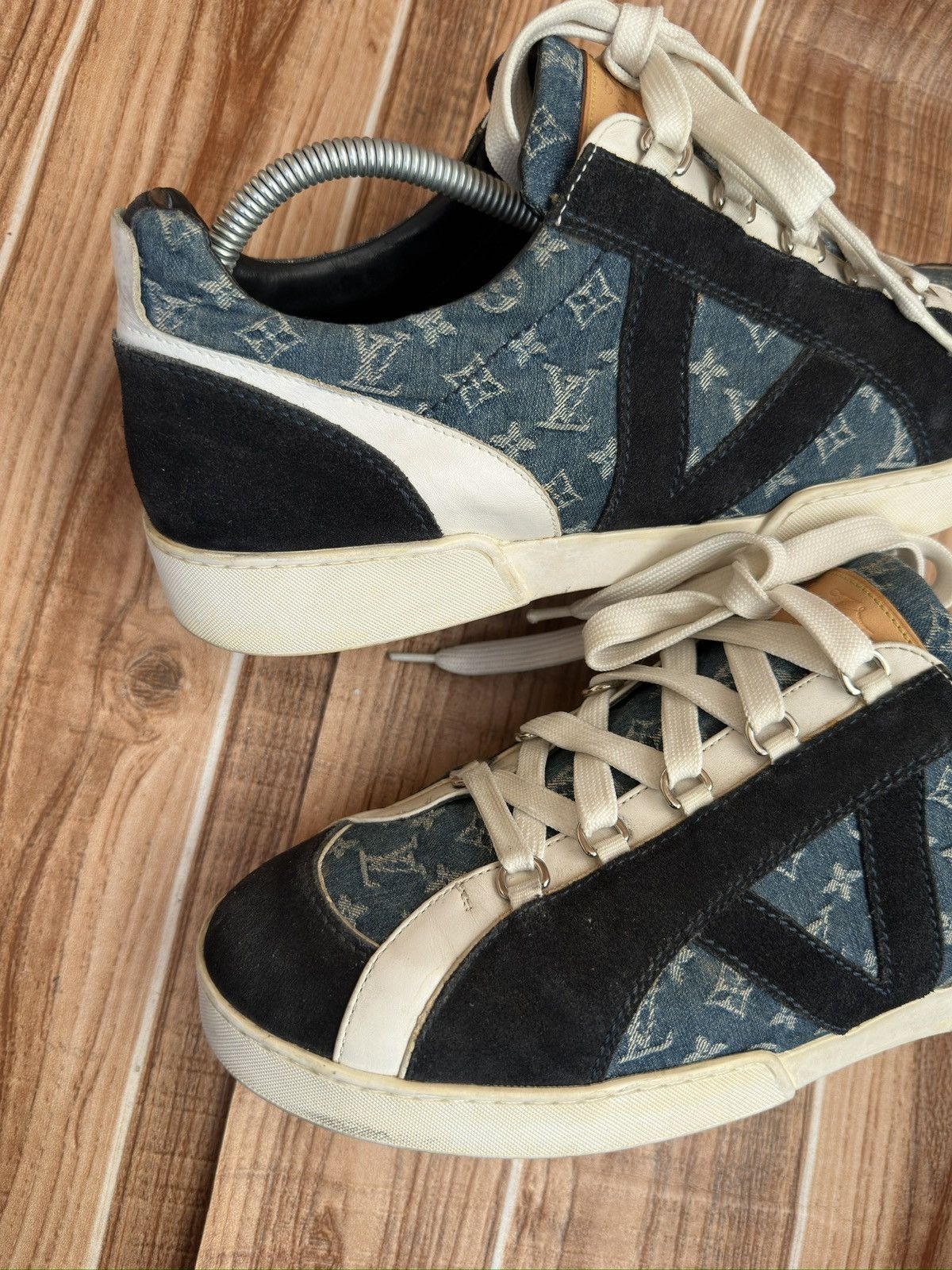 Louis Vuitton Louis Vuitton Rennes Blue Monogram Denim Sneaks Size US 10 / EU 43 - 10 Thumbnail