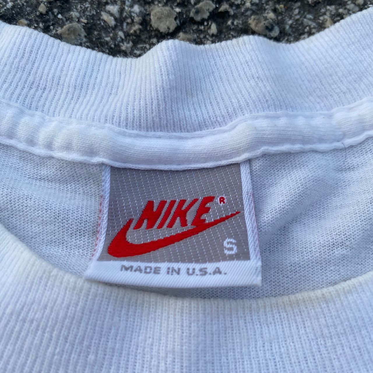 Nike Vintage 1995 Nike Jal Honolulu Marathon Mayor Walk Tshirt Size US S / EU 44-46 / 1 - 8 Thumbnail