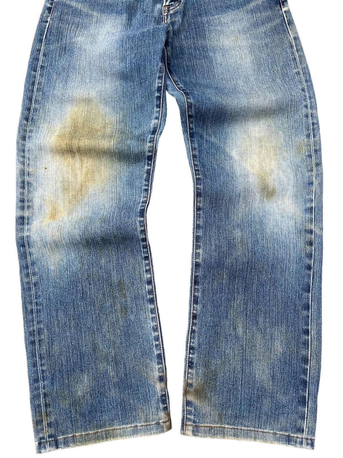 Undercover × Uniqlo Vintage Japanese Brand Dirty Mud Washed Classic Leg Jeans Size US 32 / EU 48 - 5 Thumbnail