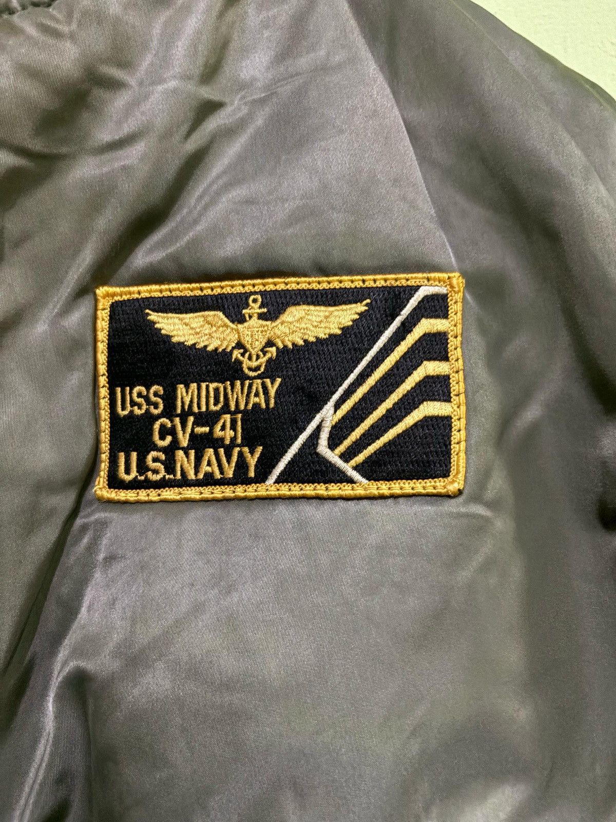 Alpha Industries × Vintage VTG Alpha Industries USS Midway MA-1 Flight Jacket US Navy Size US L / EU 52-54 / 3 - 13 Thumbnail