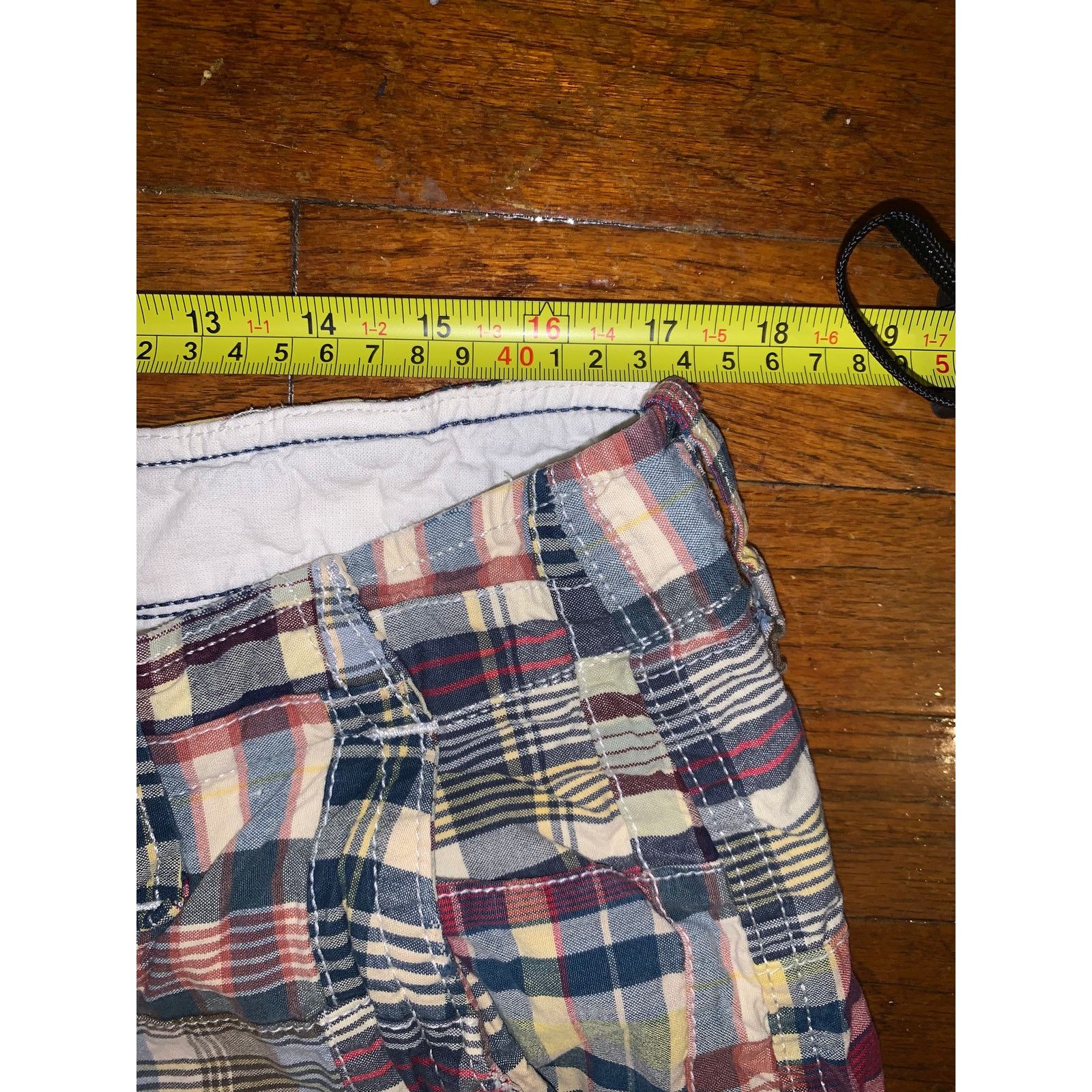American Eagle Outfitters American Eagle Outfitters Patchwork Madras Shorts Mens 36 Size US 36 / EU 52 - 4 Thumbnail