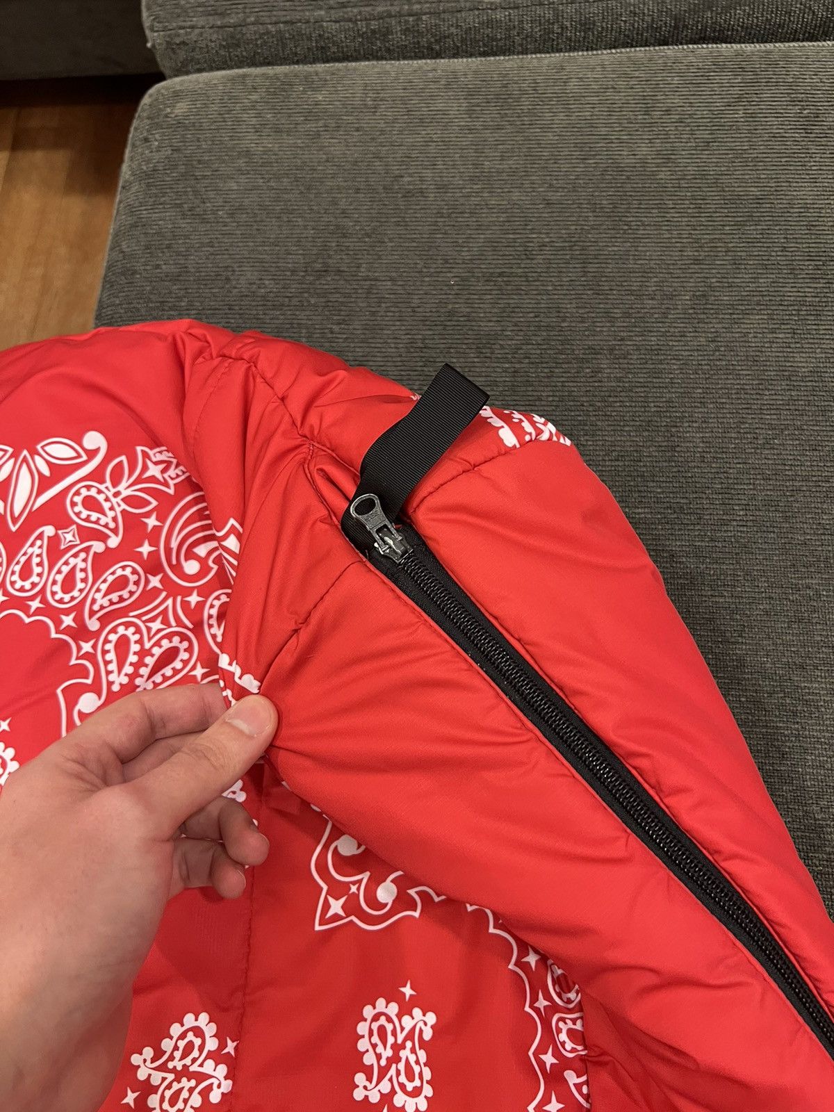 Supreme × The North Face Supreme The North Face Red Bandana Sleeping Bag Paisley Size ONE SIZE - 11 Thumbnail
