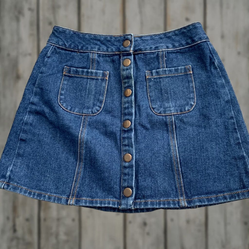 Denime Bullhead Skirt Womens 26 Denim Mini Blue 100% Cotton Pockets Snap Button Front Short Casual Summer Spring Women's Size 26" / US 2 / IT 38 - 1 Thumbnail