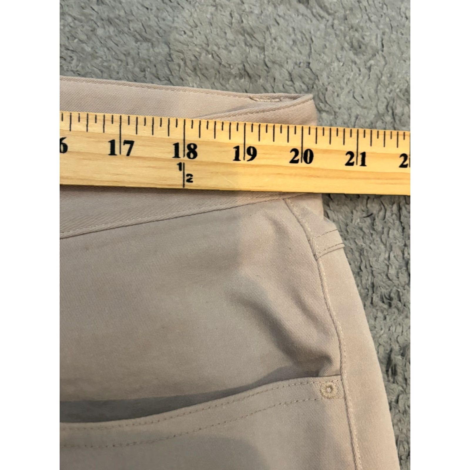Peter Millar Peter Millar Pants Mens 40 Beige Khaki 5-Pocket Stretch Chino Regular Straight 40x32 Inseam 32 Resort Travel Golf Be Size US 40 / EU 56 - 5 Thumbnail