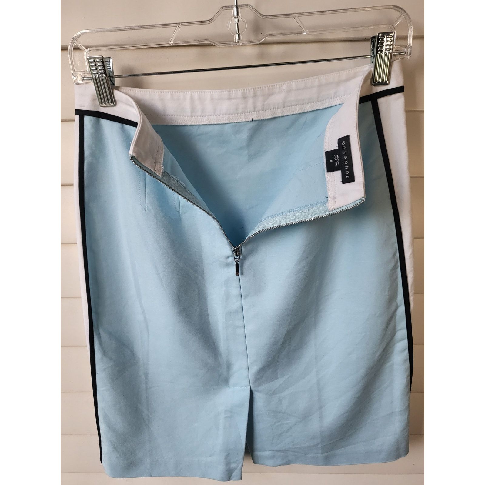 Vintage Pencil Skirt Light Blue and White Black Piping Mid Thigh Size 27" / US 4 / IT 40 - 8 Thumbnail