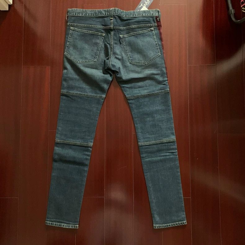 Undercover UNDERCOVER size 4 Slightly elastic with thin legs jeans 25 Size US 30 / EU 46 - 7 Thumbnail