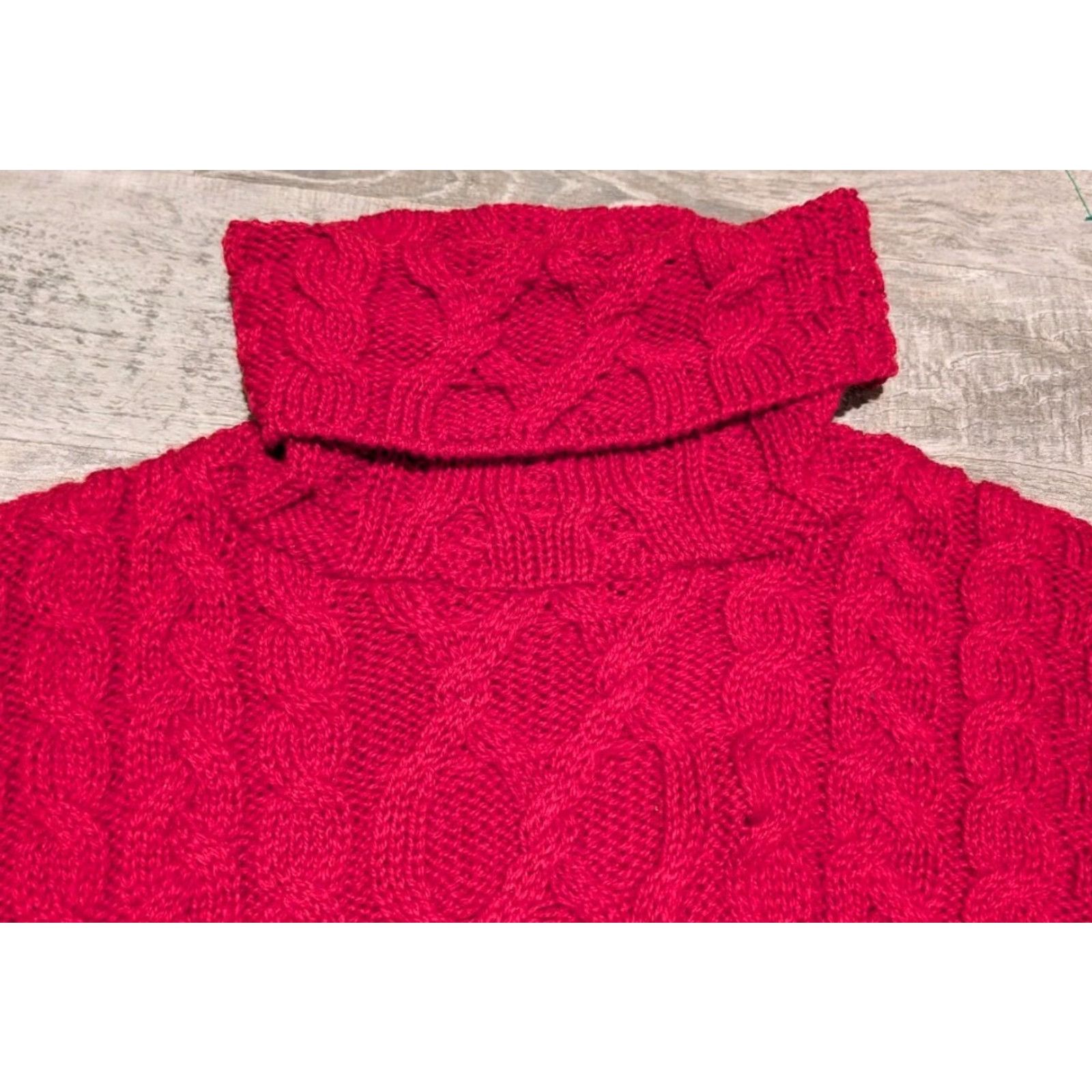 Vintage VINTAGE Inis Crafts 100% Merino Wool Turtleneck Sweater Women Red Cable Knit XS/S? Size S / US 4 / IT 40 - 2 Thumbnail