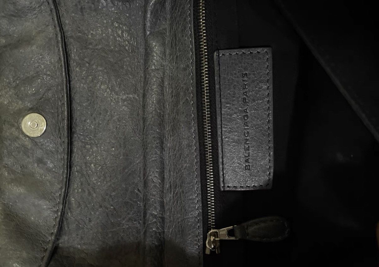 Balenciaga Balenciaga Paris Leather Biker Clutch with Metal Hardware Size ONE SIZE - 4 Thumbnail