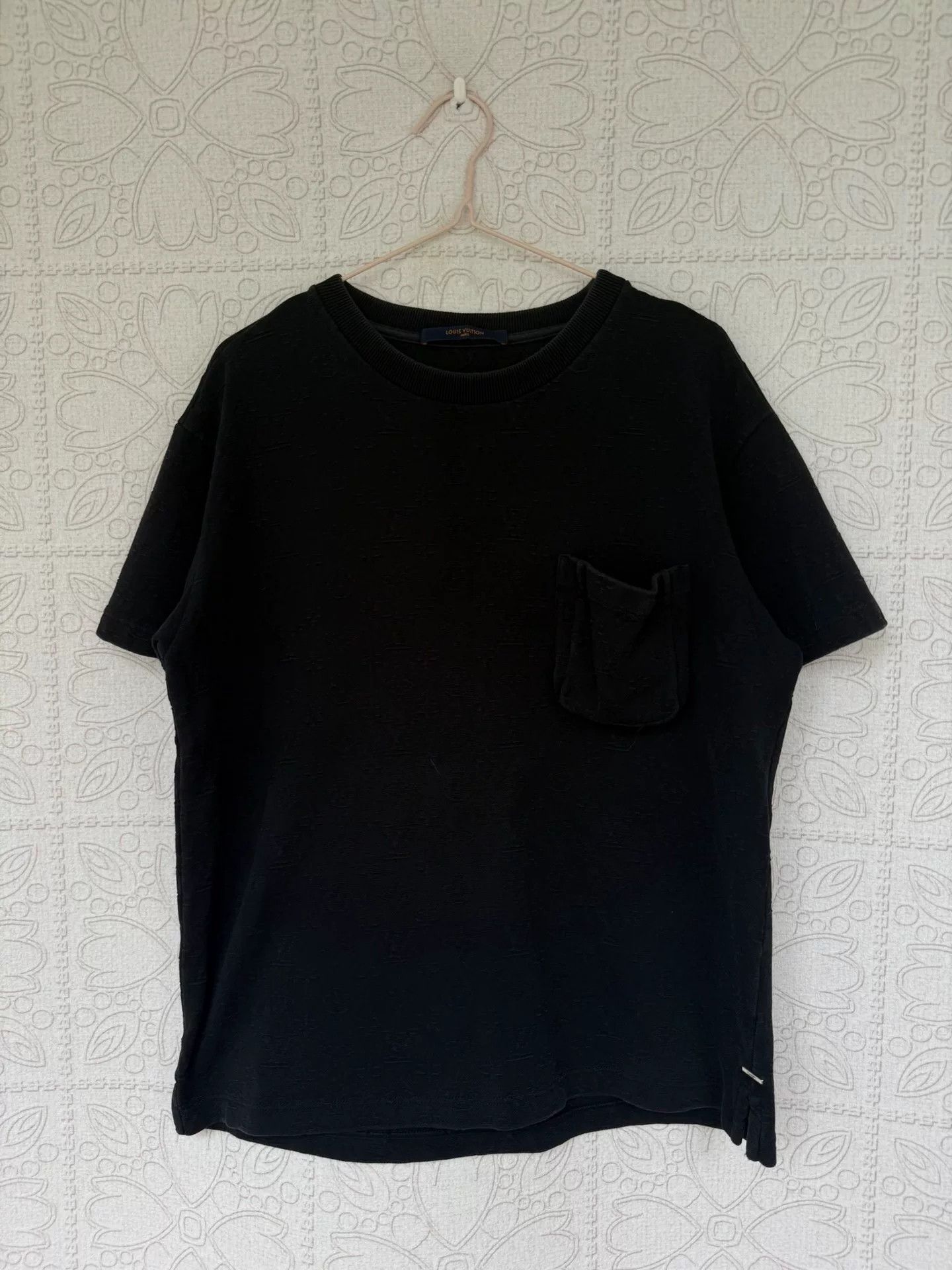 Louis Vuitton louis vuitton black patterned short sleeve shirt Size US S / EU 44-46 / 1 - 1 Thumbnail