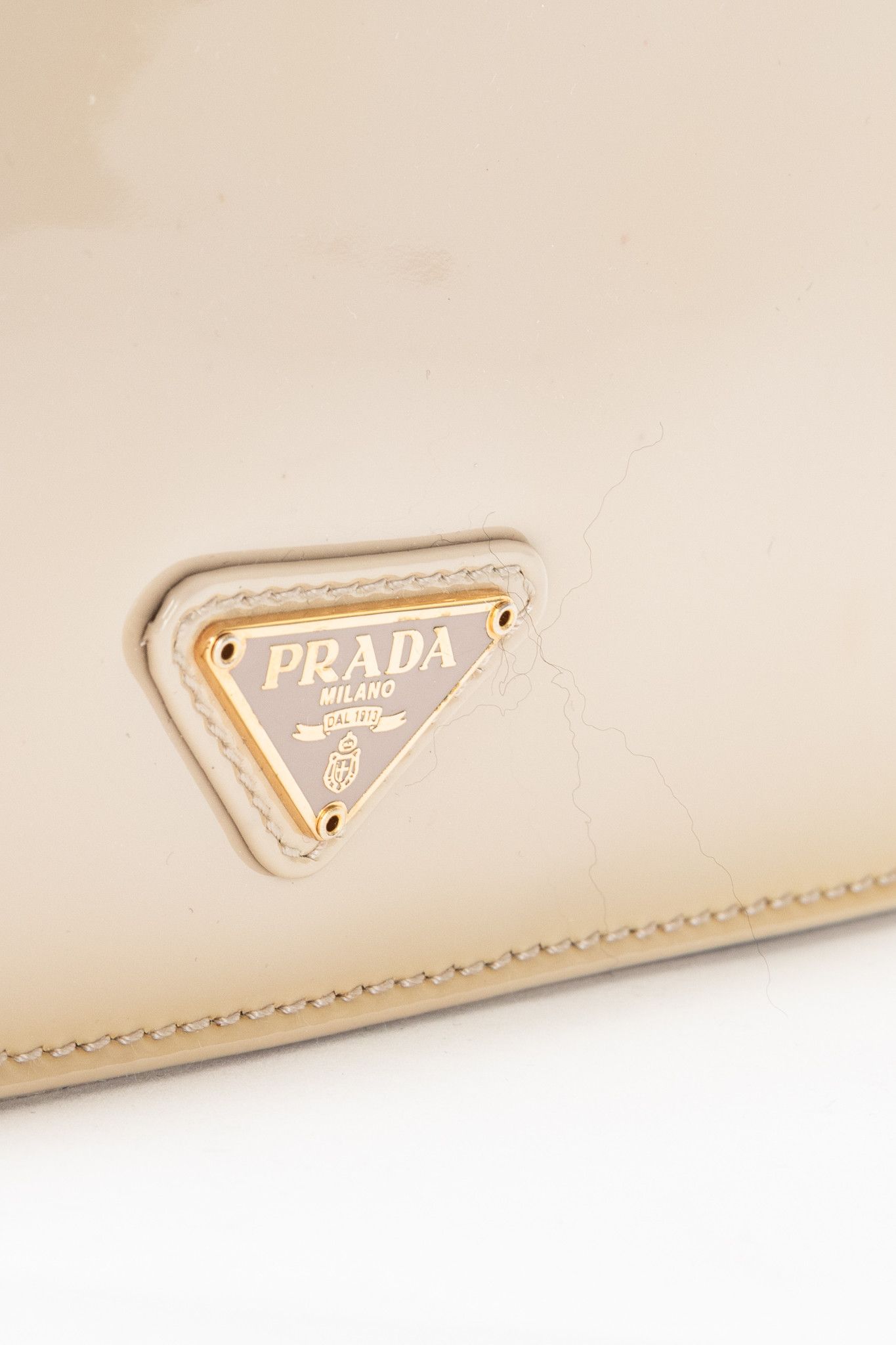 Prada Prada Cammeo Vernice Leather Oversized Clutch Size ONE SIZE - 7 Thumbnail