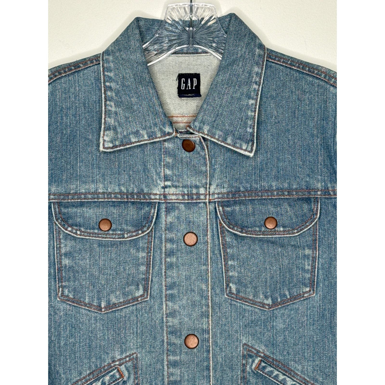 Gap Y2K GAP Denim Trucker Jacket Light Wash Size L 2001 Unisex Size L / US 10 / IT 46 - 2 Thumbnail