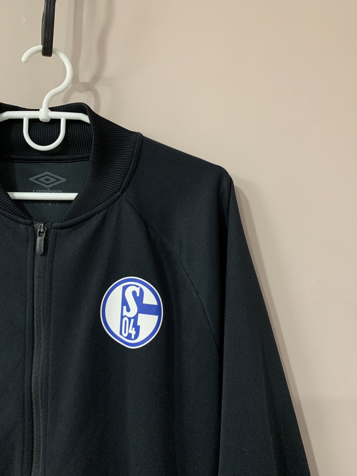Umbro Schalke 04 Full Zip Football Jacket Umbro Soccer Size L Size US L / EU 52-54 / 3 - 4 Thumbnail