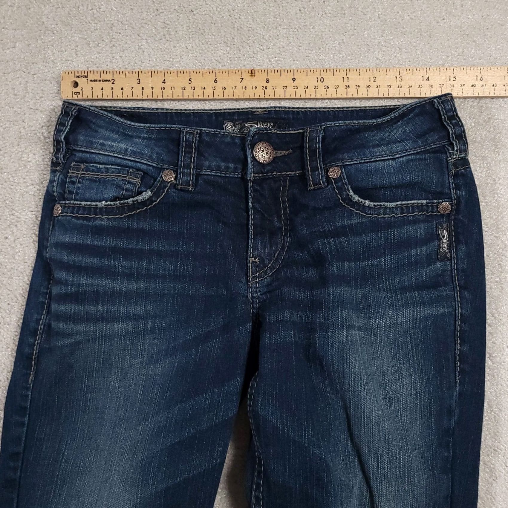 Silver Jeans Co. VINTAGE Silver Jeans Suki Capri Dark Wash Denim Women 28X22.5 30X25.5 5-Pocket Stretch Jeans Womens Capris 25.5 Inseam HM Size 28" / US 6 / IT 42 - 4 Thumbnail