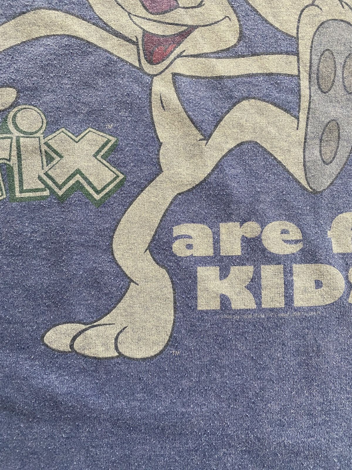 Vintage 2006 Trix Are For Kids Rabbit Blue Tee Size US XL / EU 56 / 4 - 7 Thumbnail