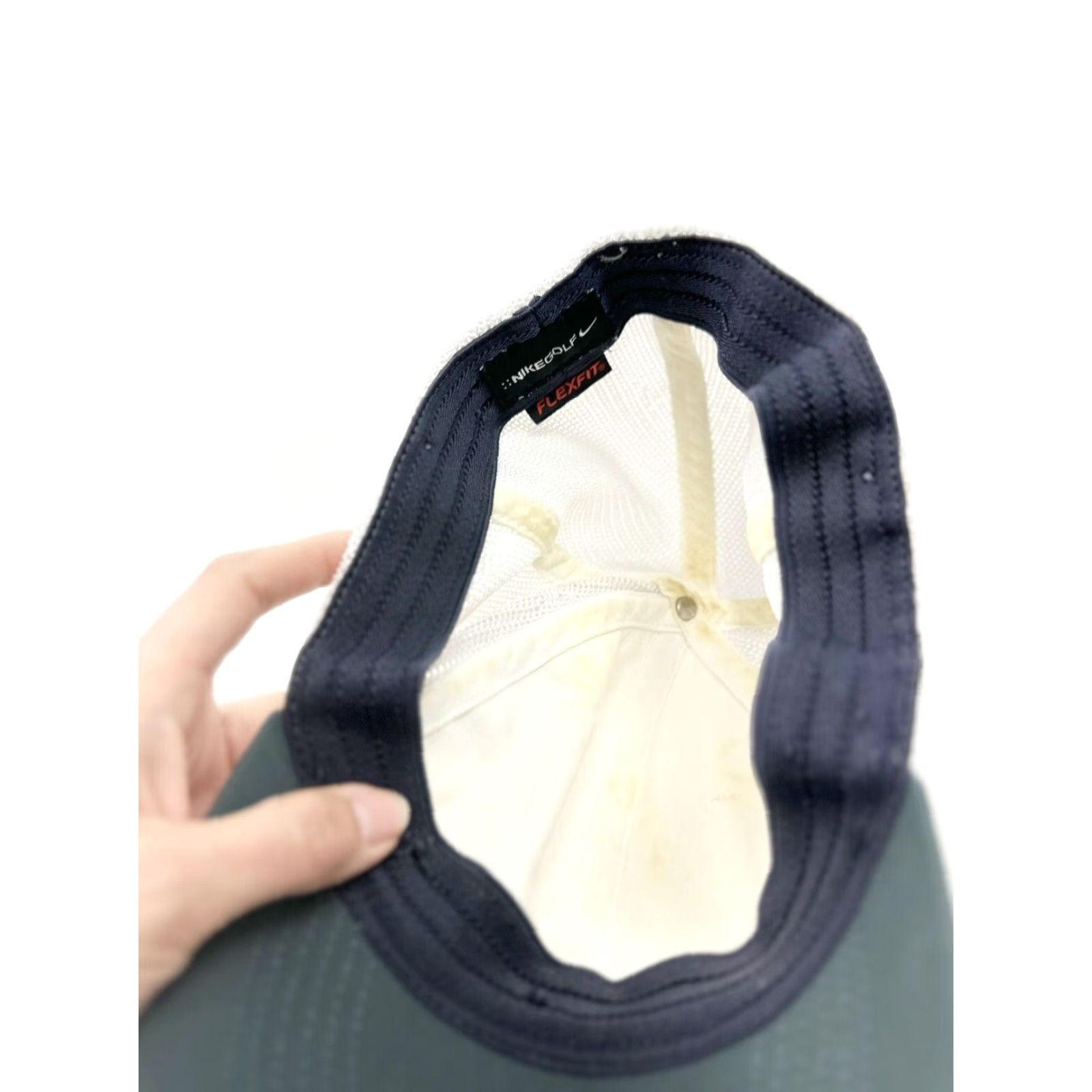 Nike VINTAGE Nike Golf Hat Men’s OZ Flexfit White Men's One Size White Golf Hat OZ Flexfit Nike Hat Mens White Vintage Size ONE SIZE - 5 Thumbnail