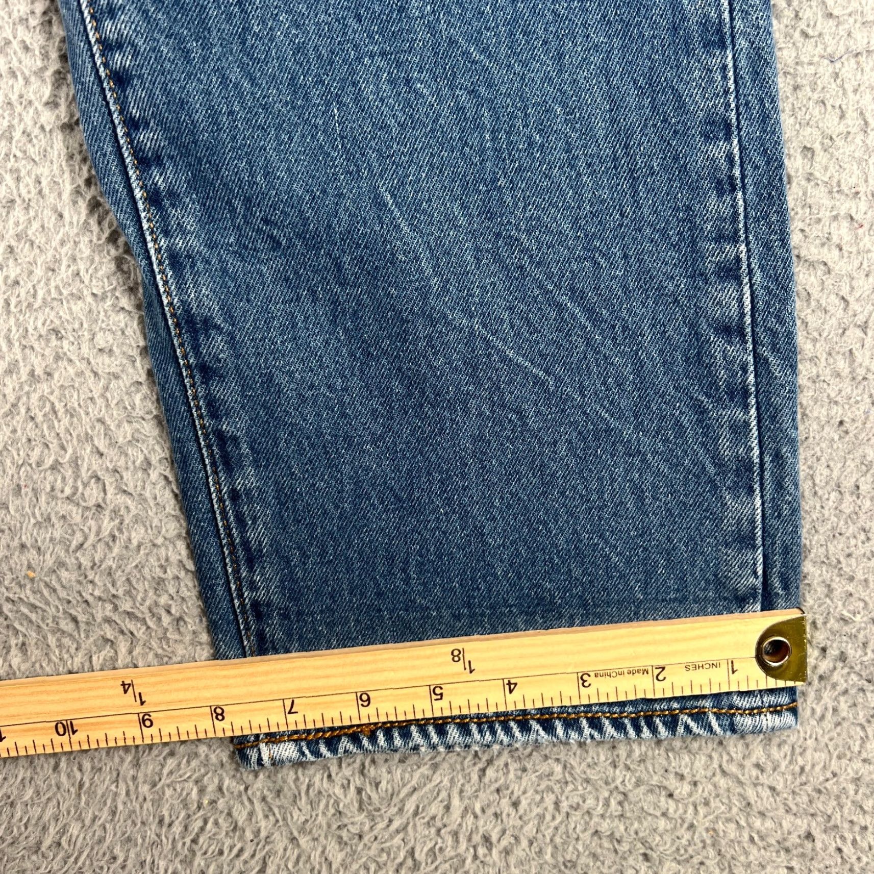 Levi's Levis 501 Jeans Men’s 30x328 Button Fly Distressed Size US 30 / EU 46 - 2 Thumbnail
