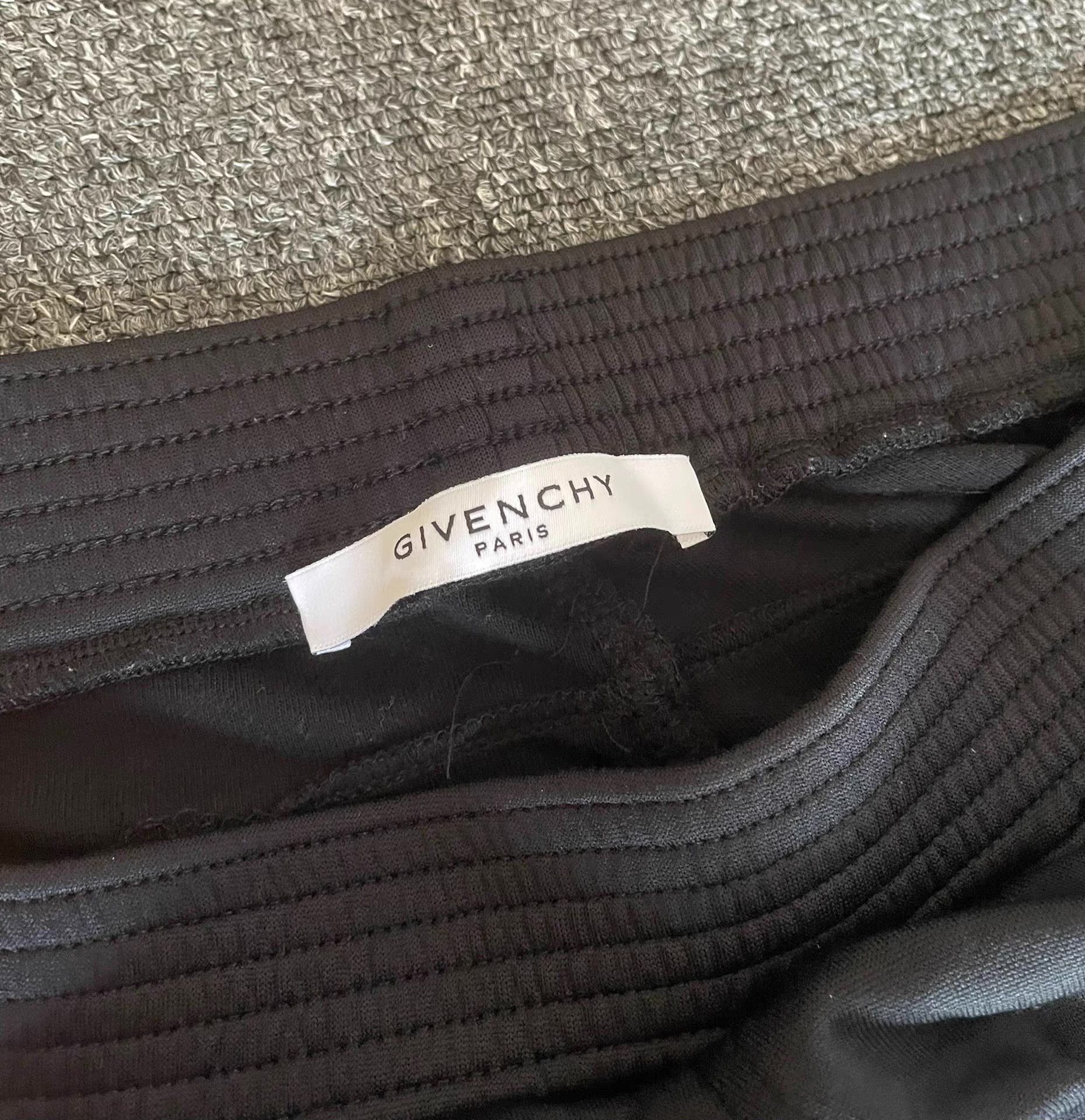 Givenchy Givenchy track pants Q4 Size US 34 / EU 50 - 3 Thumbnail