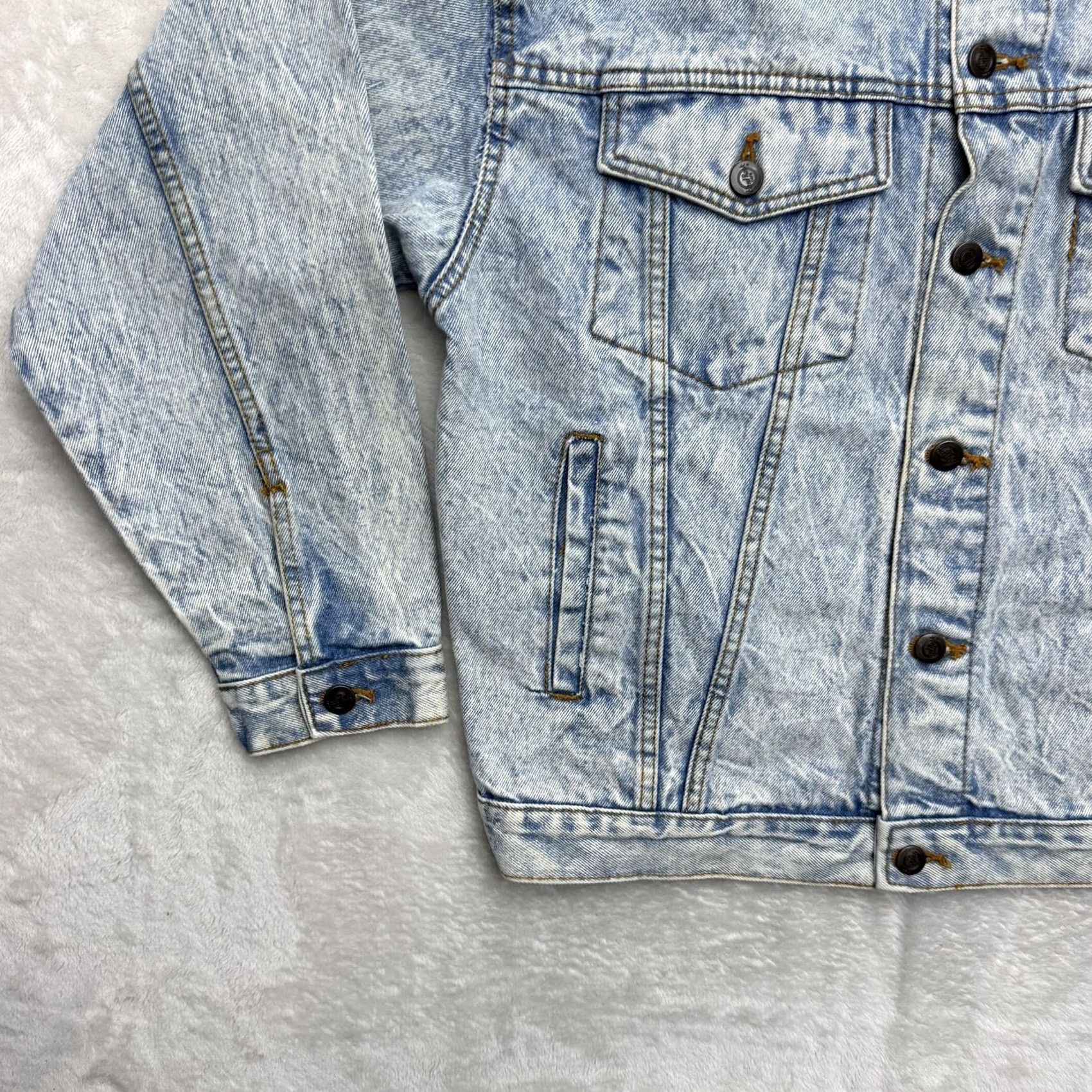 Hard Rock Cafe VINTAGE Hard Rock Cafe Jacket Mens M Blue Denim 80s Bomber Logo Embroidered Rock College? Size US M / EU 48-50 / 2 - 7 Thumbnail