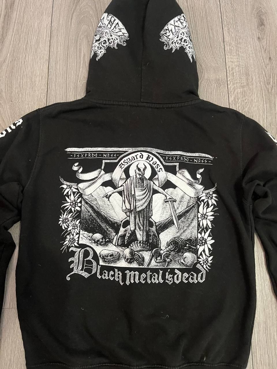 Metallica × Vintage Black Metal is Dead Hoodie Size S Size US S / EU 44-46 / 1 - 6 Thumbnail