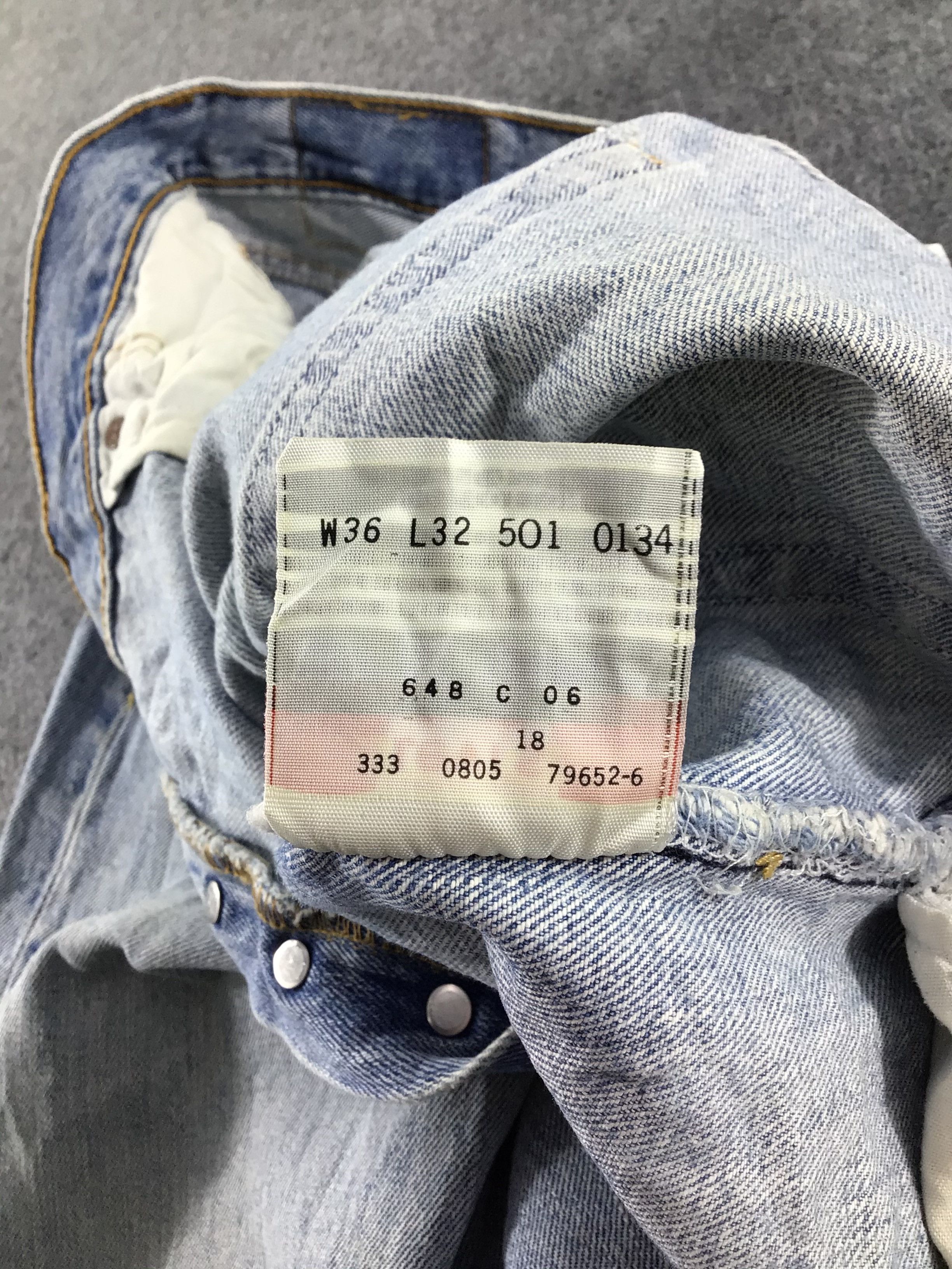 Levi's Vintage Levis 501 Jeans Levi's Faded Blue Denim -J418 Size US 35 - 11 Thumbnail