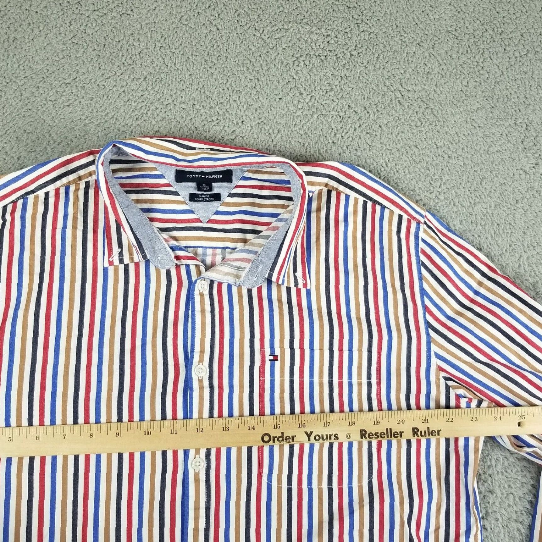 Tommy Hilfiger Vintage Tommy Hilfiger Striped Shirt Men XL Slim Fit Y2K → Tommy Hilfiger Vintage Striped Shirt Men XL Slim Fit Y2K Size US XL / EU 56 / 4 - 5 Thumbnail