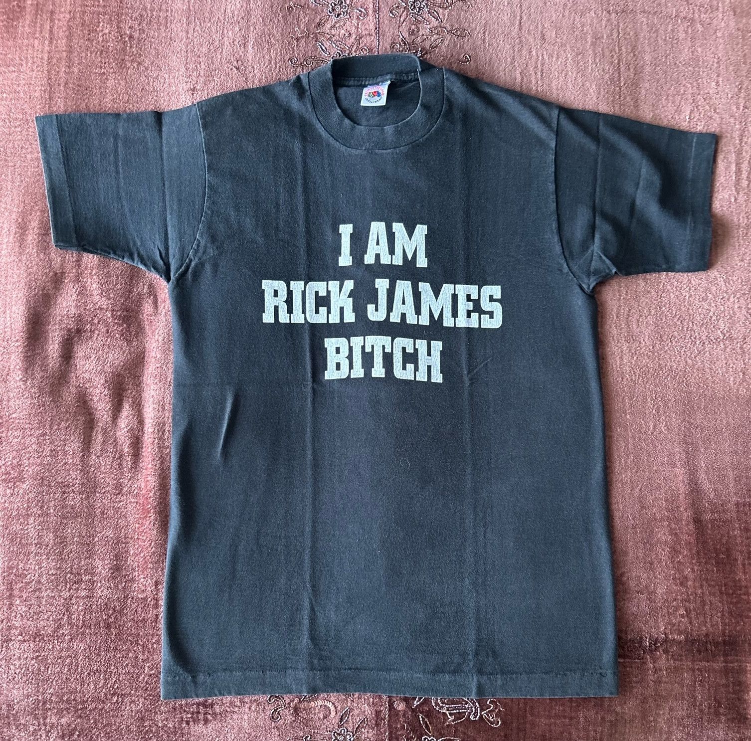Vintage 90's Rick James Bitch Single Stitch Tee Size US M / EU 48-50 / 2 - 1 Thumbnail