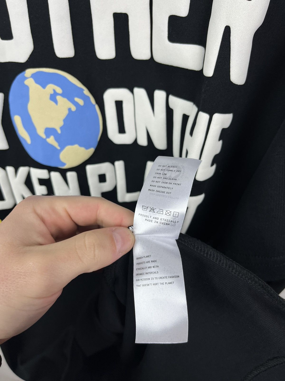 Broken Planet Y2K Broken Planet Another Day Midnight T-Shirt Rare Hype Size US XL / EU 56 / 4 - 9 Thumbnail
