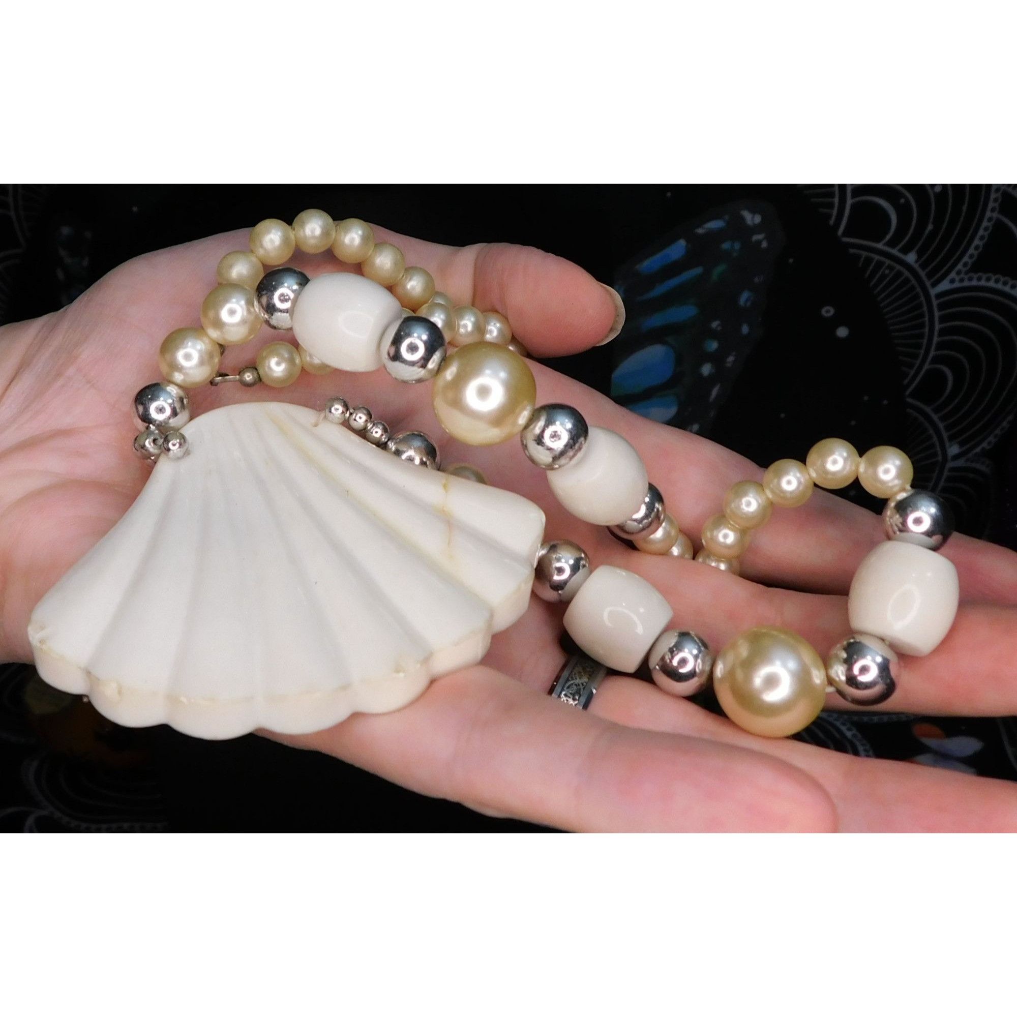 Other Mermaidcore Faux Pearl Seashell Pendant Necklace Size ONE SIZE - 2 Thumbnail