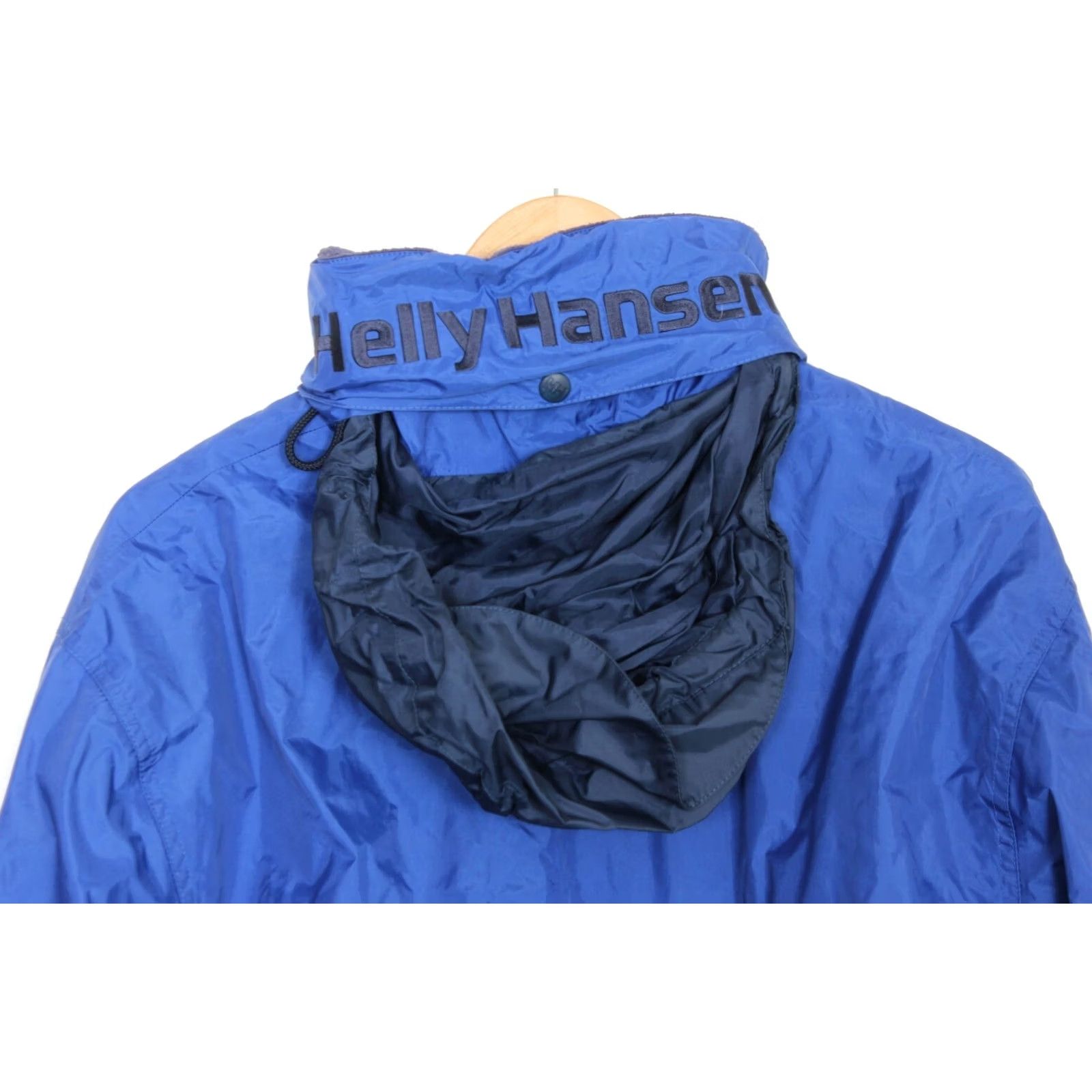 Helly Hansen VINTAGE Helly Hansen Jacket Men S Hooded Sailing Blue 46-48 MJ2178 Size US S / EU 44-46 / 1 - 6 Thumbnail