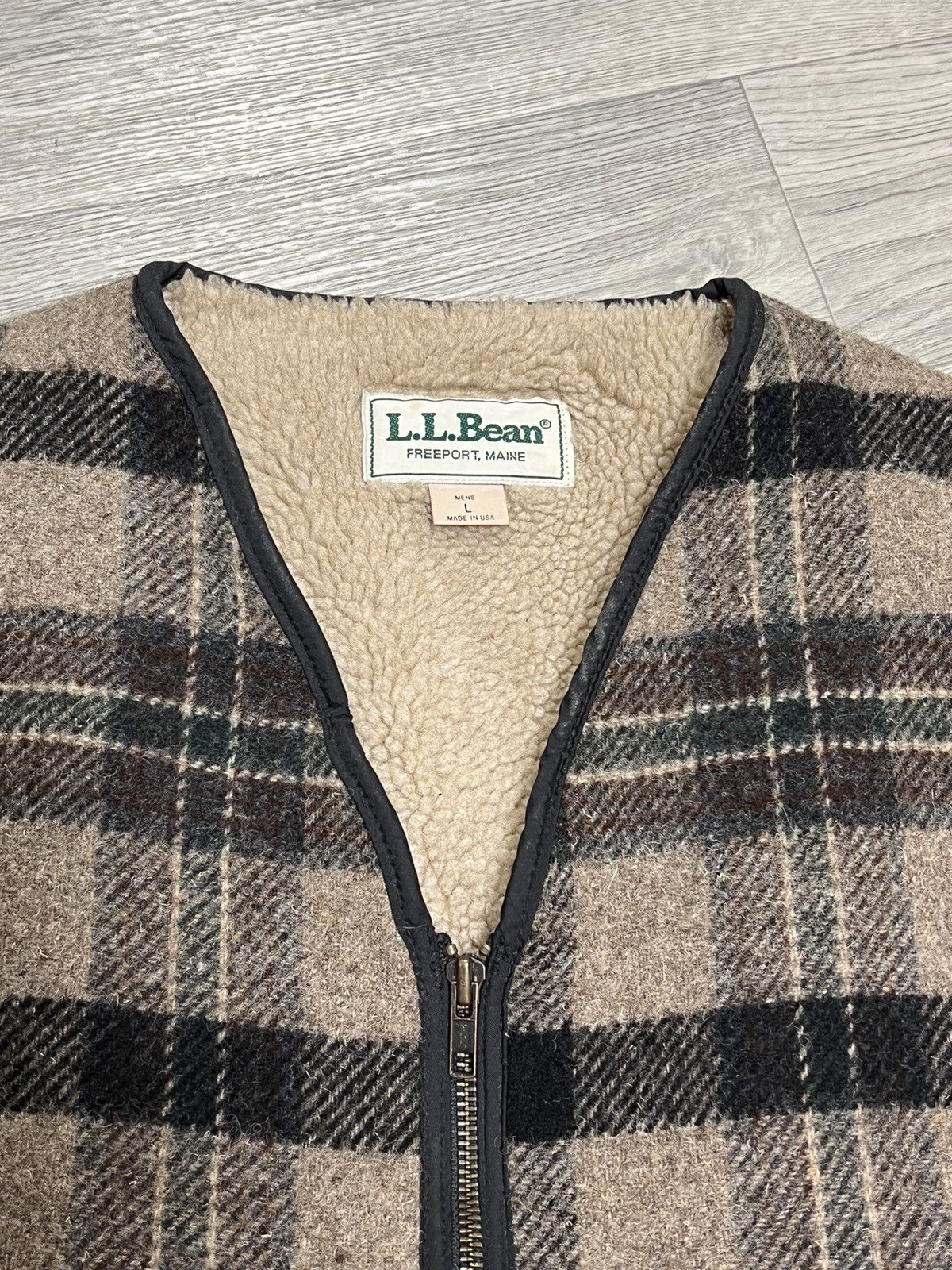 Japanese Brand L. L. Bean vintage wool men’s vest made in USA Size US L / EU 52-54 / 3 - 3 Thumbnail