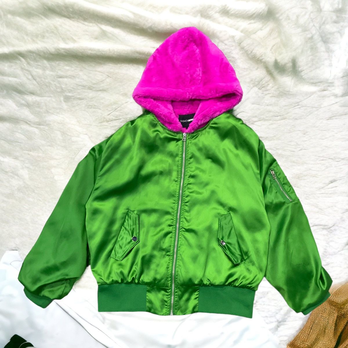 Designer × Japanese Brand × Vintage Vintage Japanese Brand Satin Fur Hooded Bomber Jacket Size US M / EU 48-50 / 2 - 1 Thumbnail