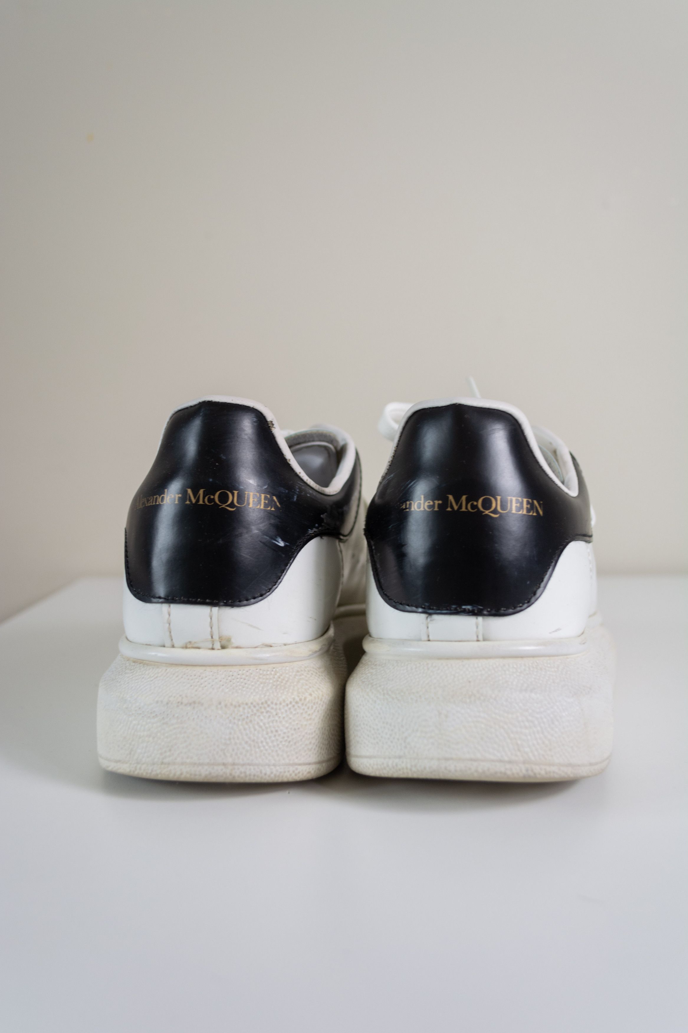 Alexander McQueen Alexander McQueen white sneakers Size US 9 / EU 42 - 4 Thumbnail
