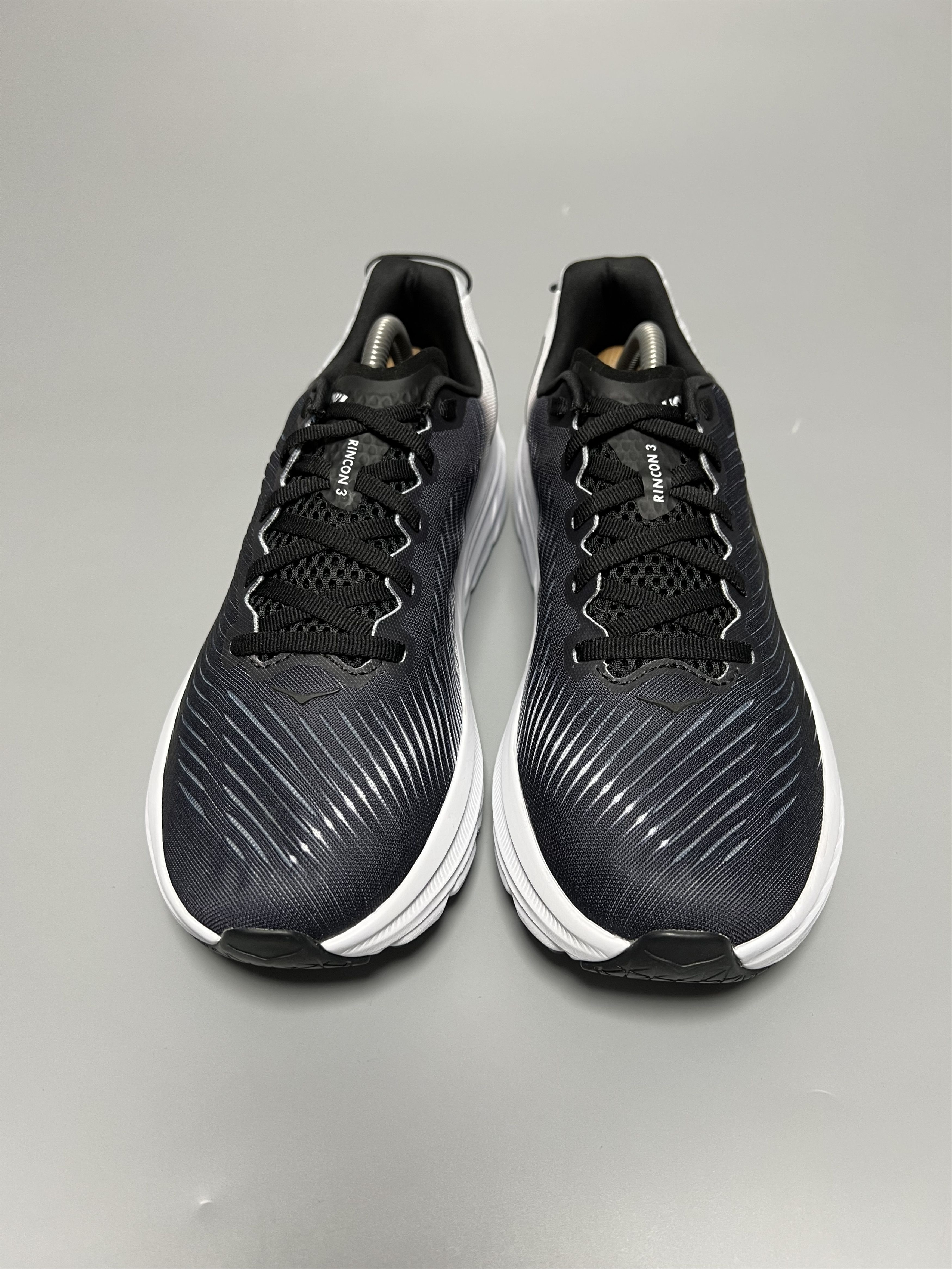 Hoka 9.5B Hoka One One Rincon 3 Women's Running Shoes Walking Gym Size US 9.5 / IT 39.5 - 4 Thumbnail
